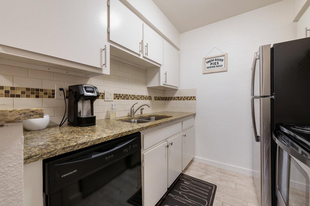 304 E 34th St, Austin, TX 78705