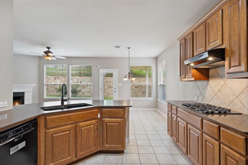 29 Juniper Berry Way # 13, Austin, TX 78734