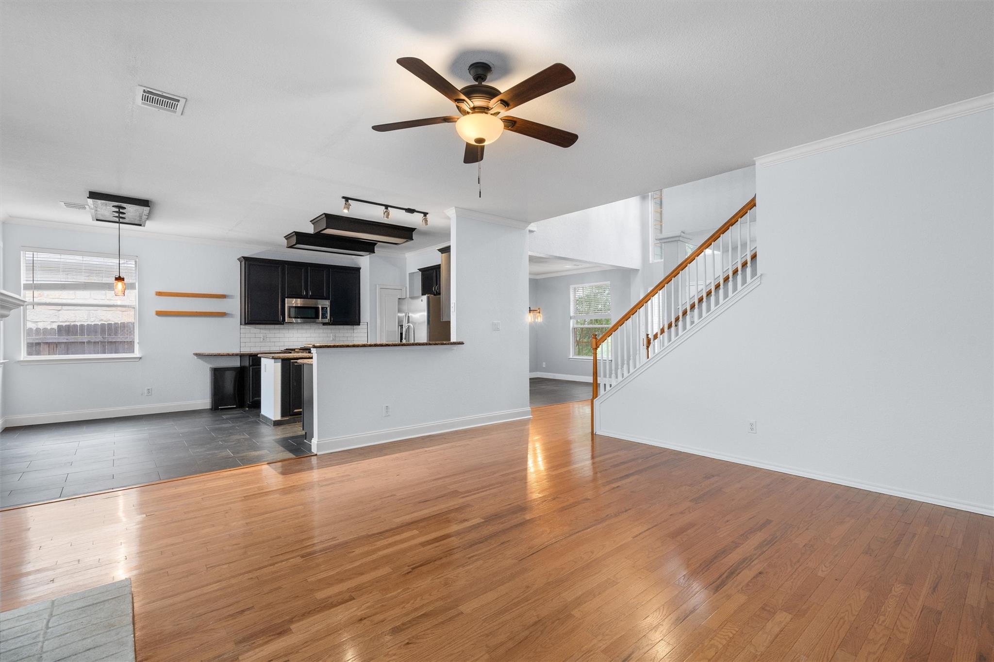 1213 Red Ranch Cir, Cedar Park, TX 78613