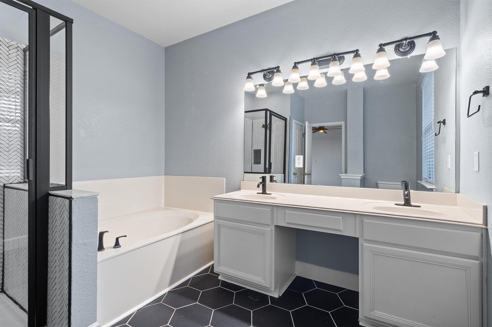 1213 Red Ranch Cir, Cedar Park, TX 78613