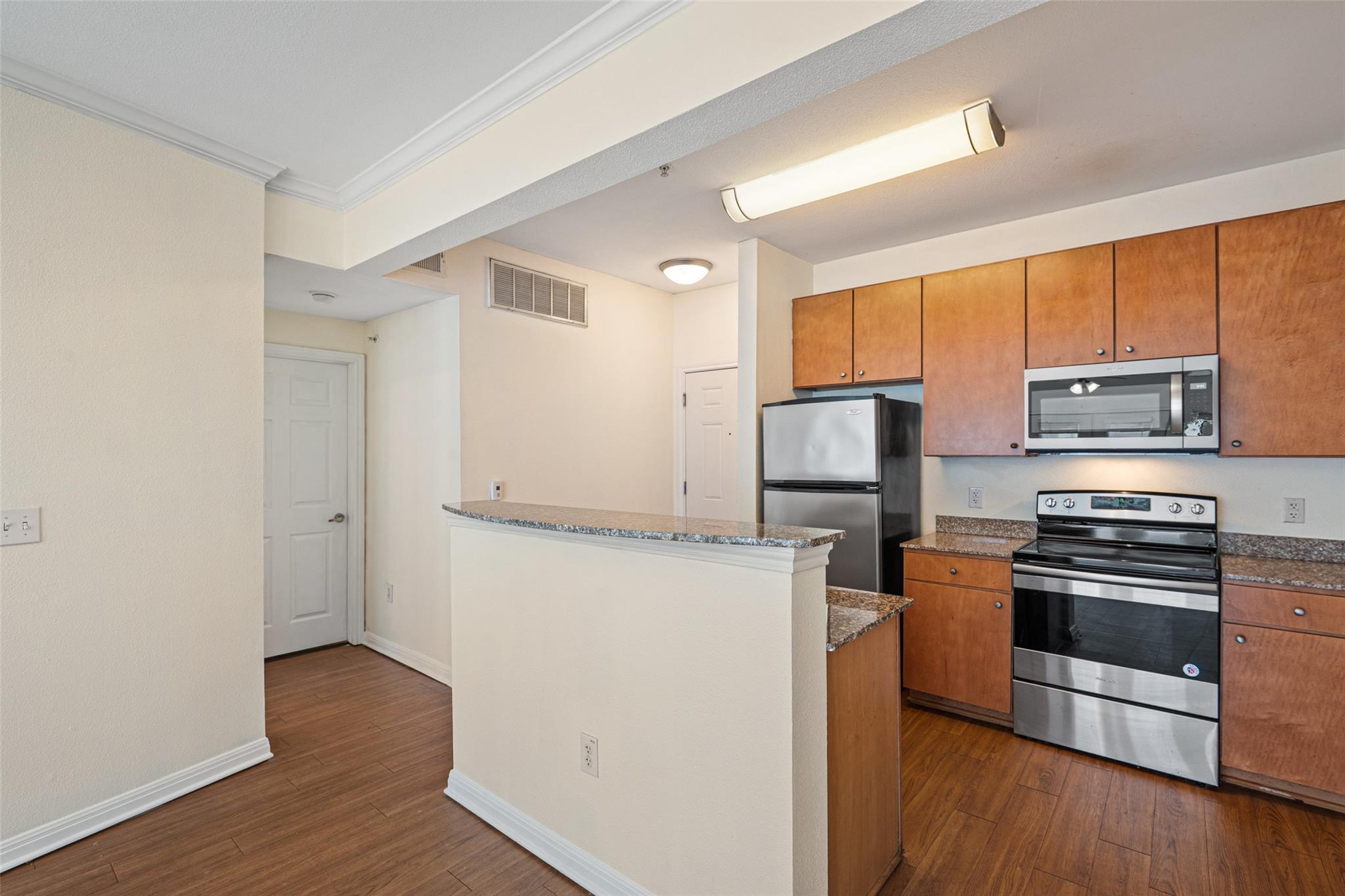 2502 Leon St # 417, Austin, TX 78705