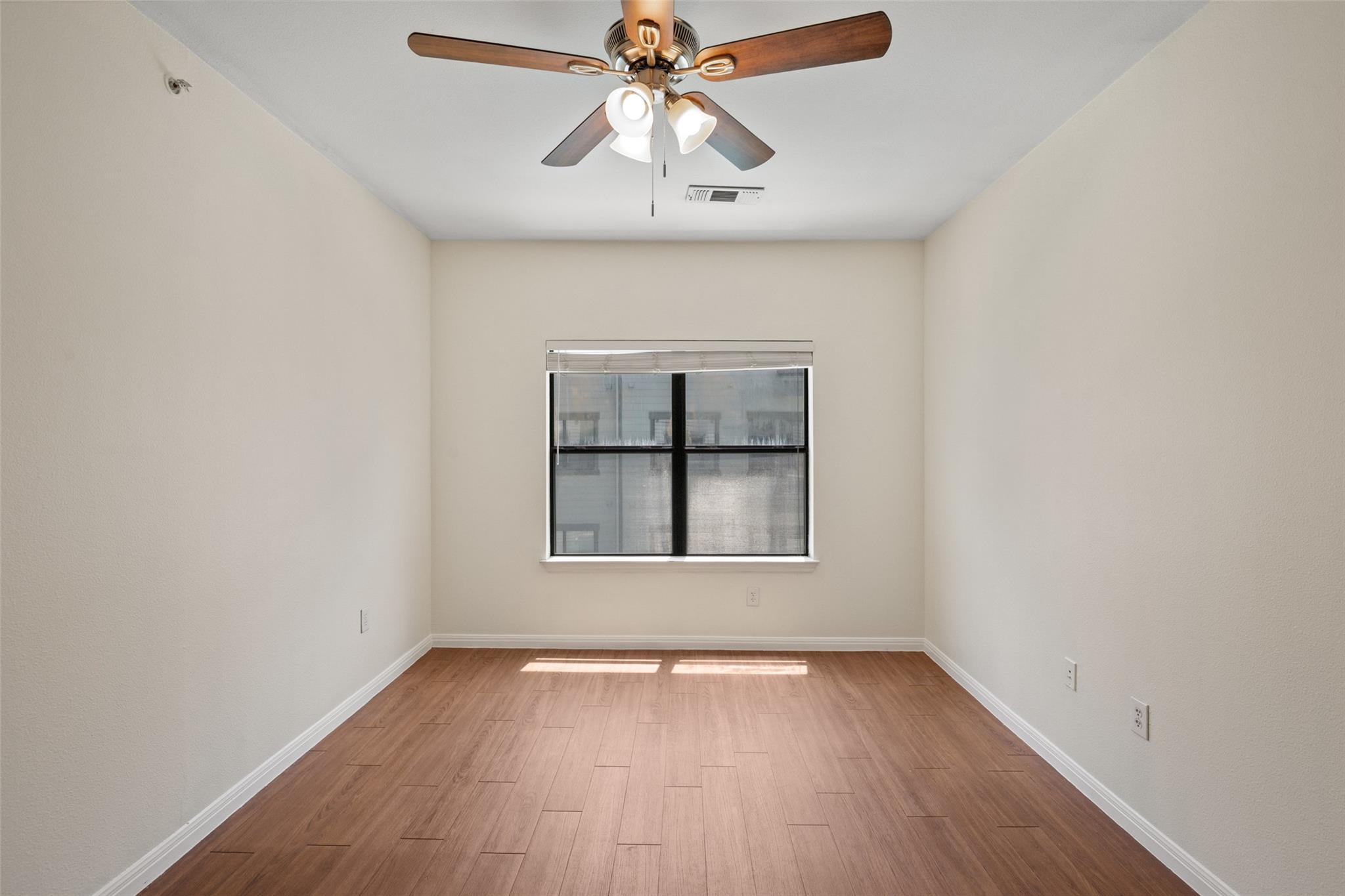 2502 Leon St # 417, Austin, TX 78705