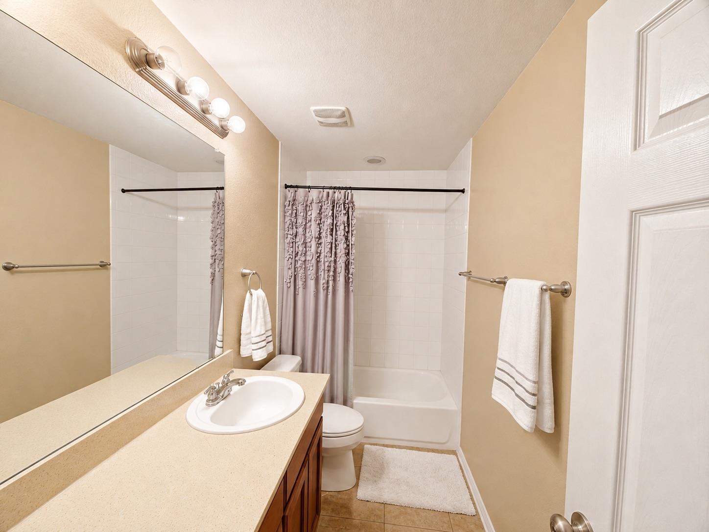 354 Carl Shipp Dr, Liberty Hill, TX 78642
