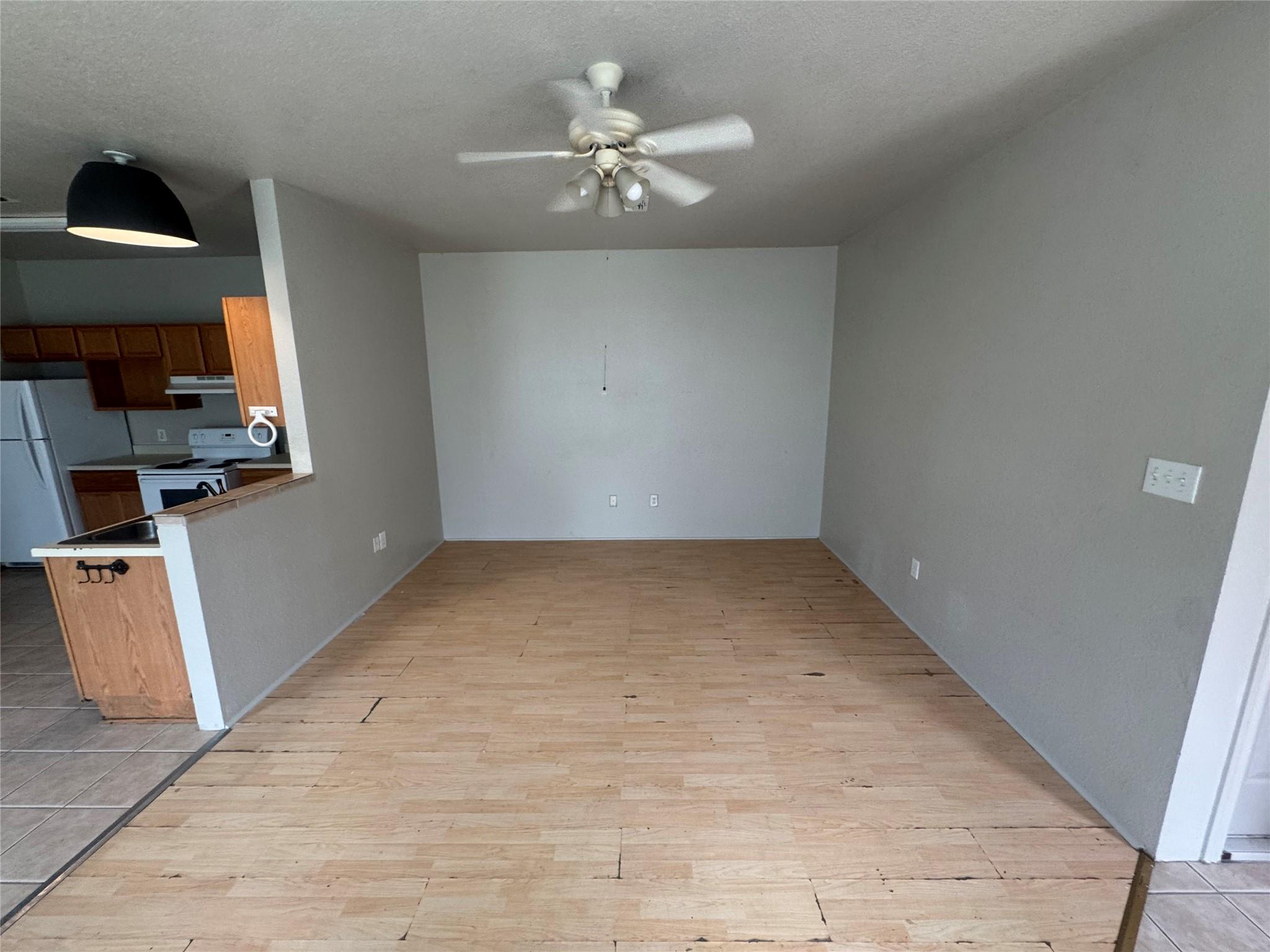 4411 TERRA SUMMIT RD Rd, San Antonio, TX 78233