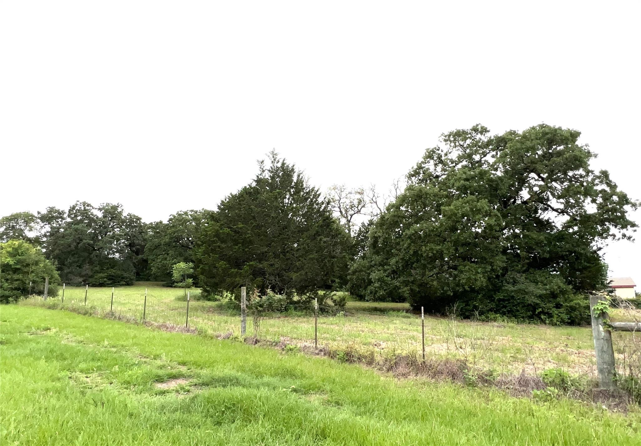 160 Rosanky Cattle Company Rd # R, Smithville, TX 78957