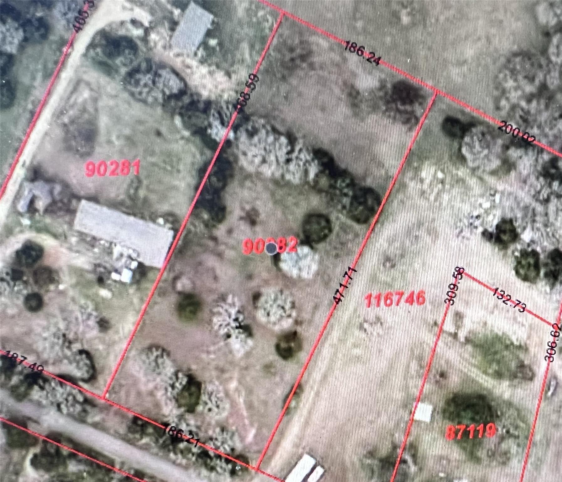 160 Rosanky Cattle Company Rd # R, Smithville, TX 78957