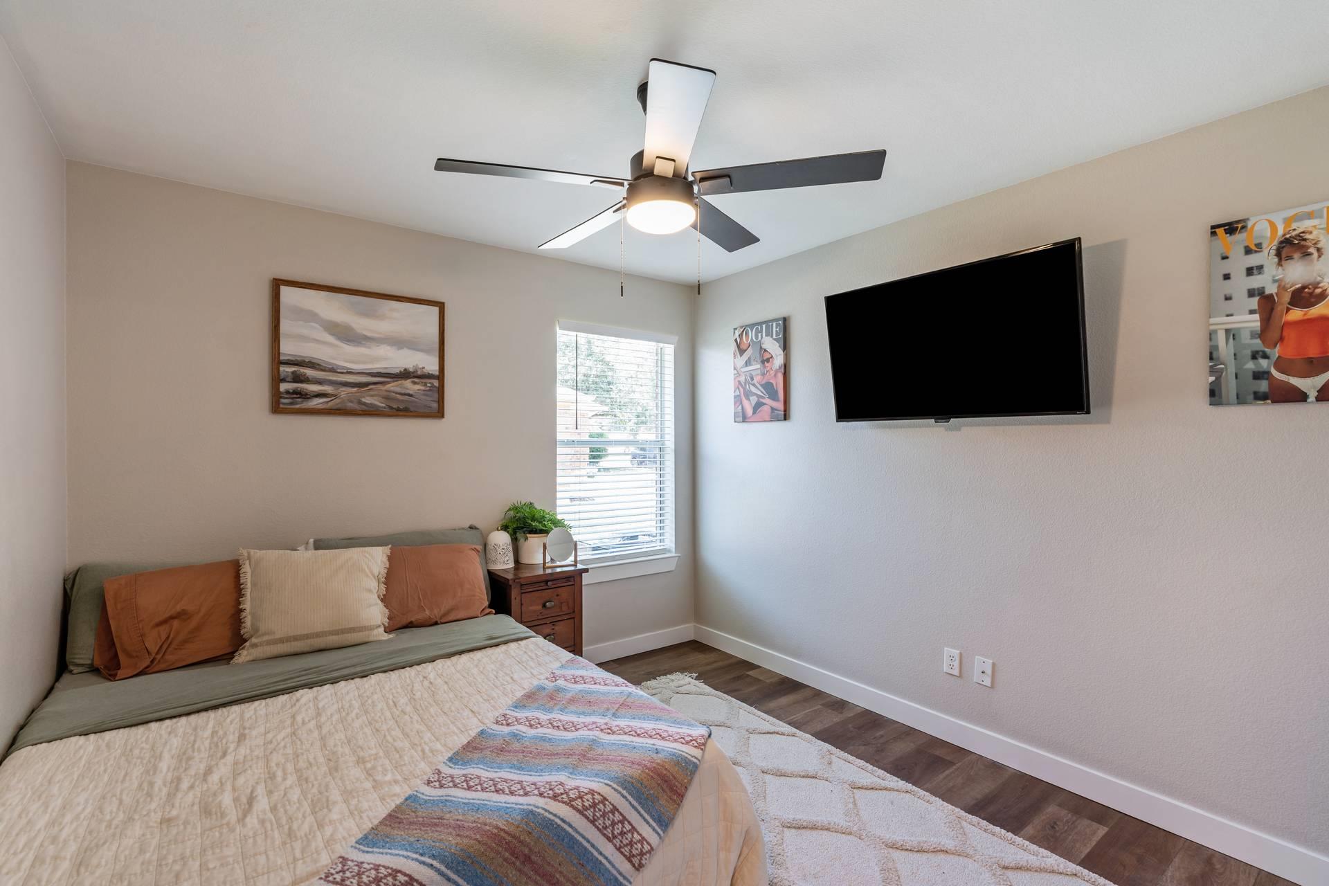 113 Hanstrom Dr, Hutto, TX 78634