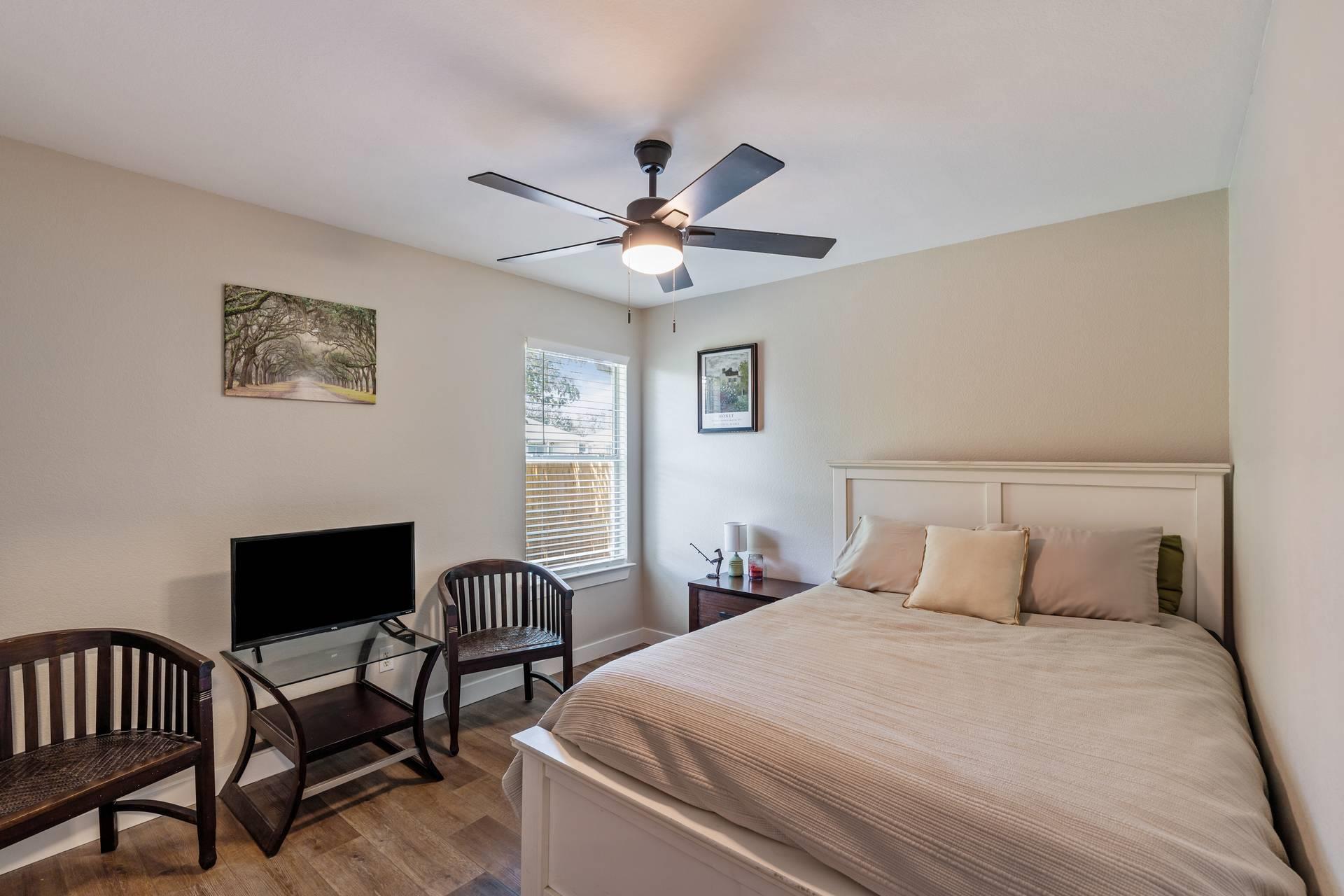 113 Hanstrom Dr, Hutto, TX 78634