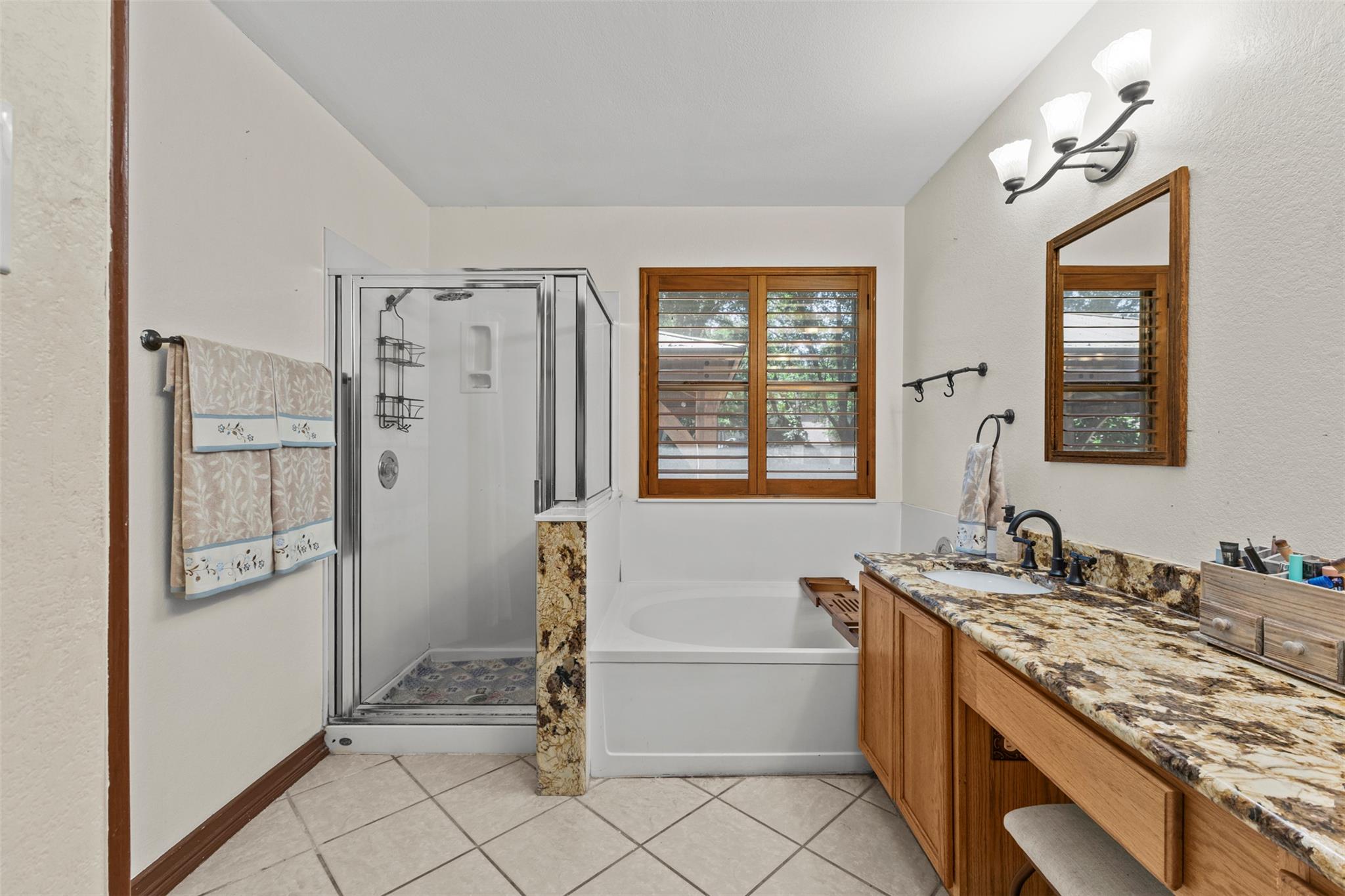 7513 Vol Walker Dr, Austin, TX 78749