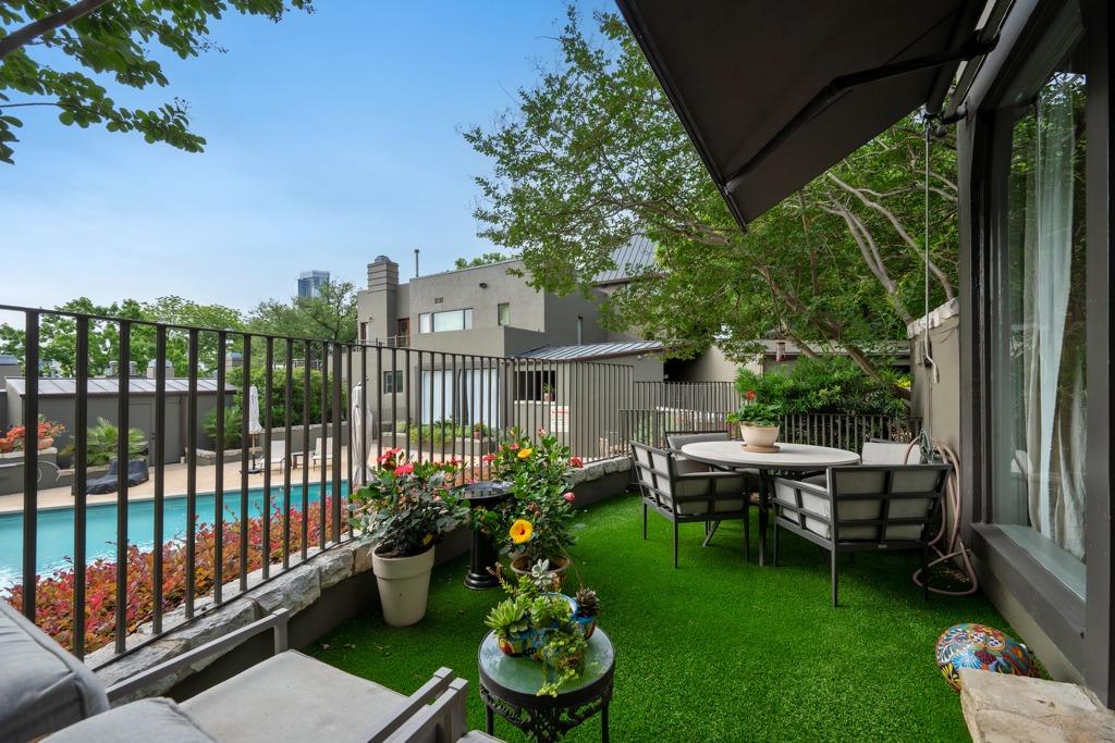 1111 W 12th St # 108, Austin, TX 78703