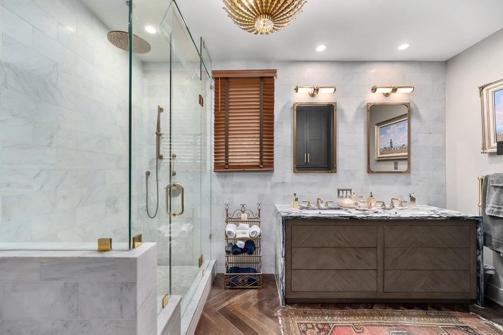 1111 W 12th St # 108, Austin, TX 78703