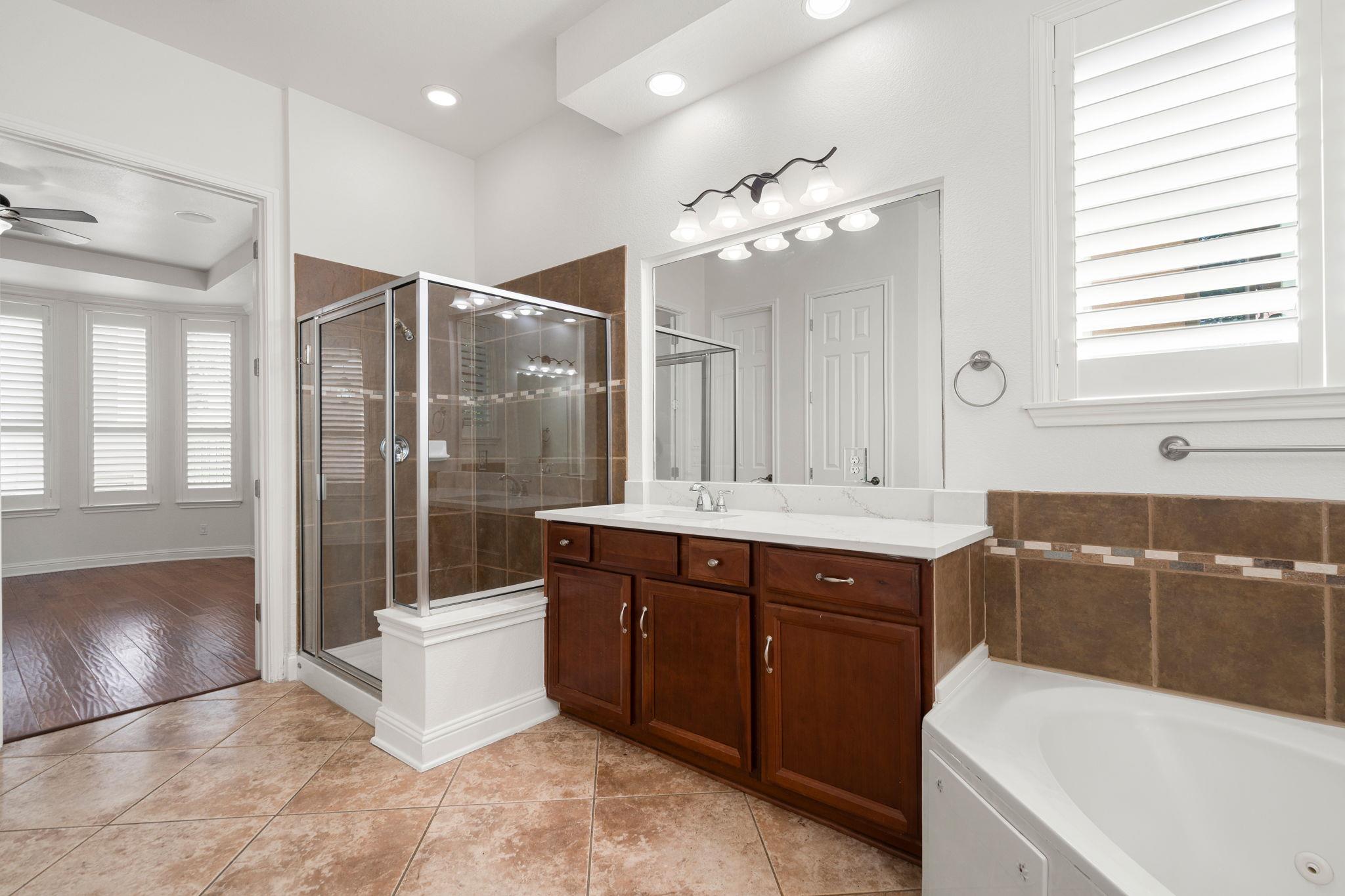 15321 Interlachen Dr, Austin, TX 78717
