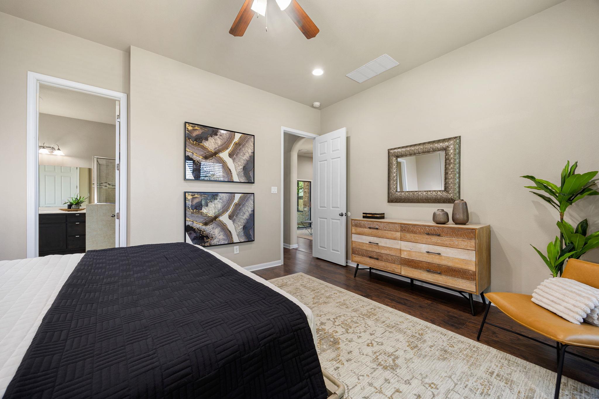 6916 Barstow Ct, Austin, TX 78749