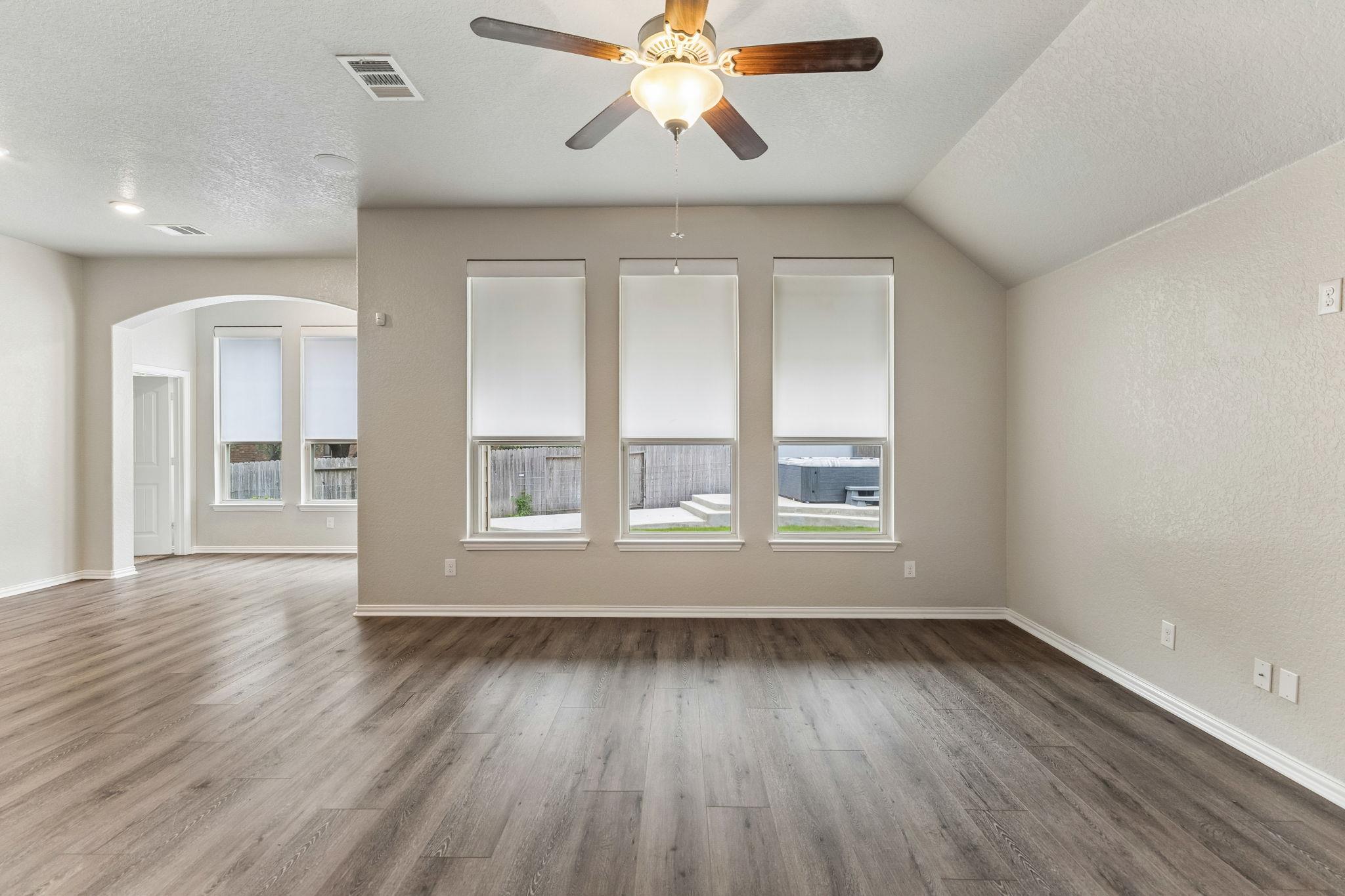15311 Saratoga Spgs, San Antonio, TX 78245