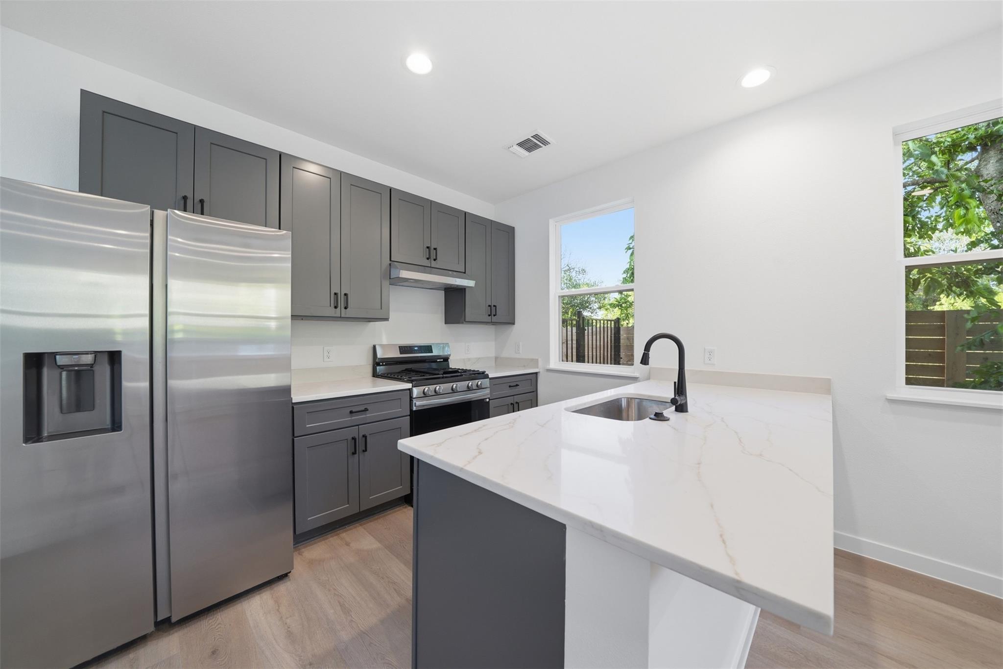 2212 Yellow Jacket Ln # 2, Austin, TX 78741