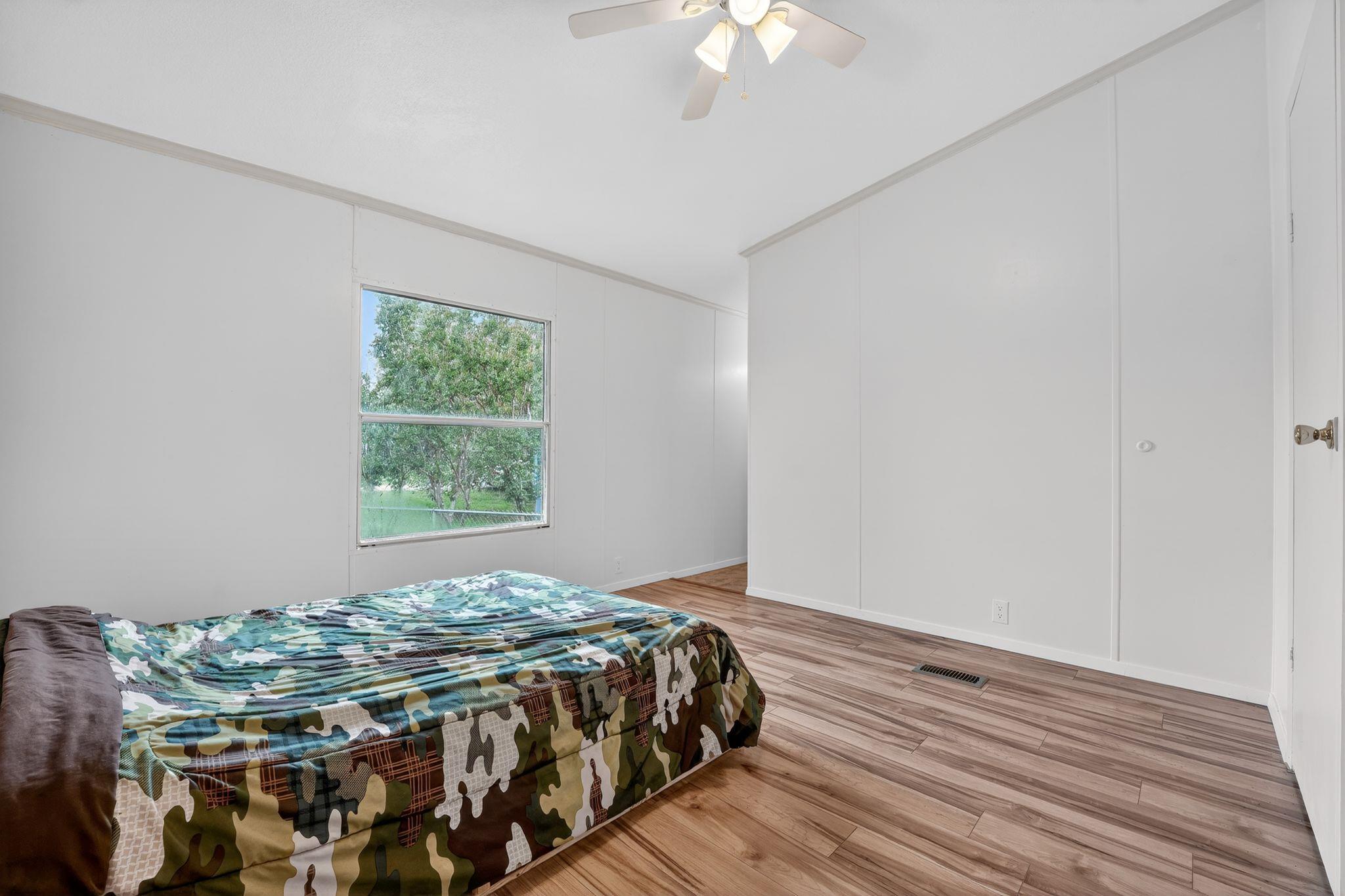 1192 County Road 225, Bluffton, TX 78607