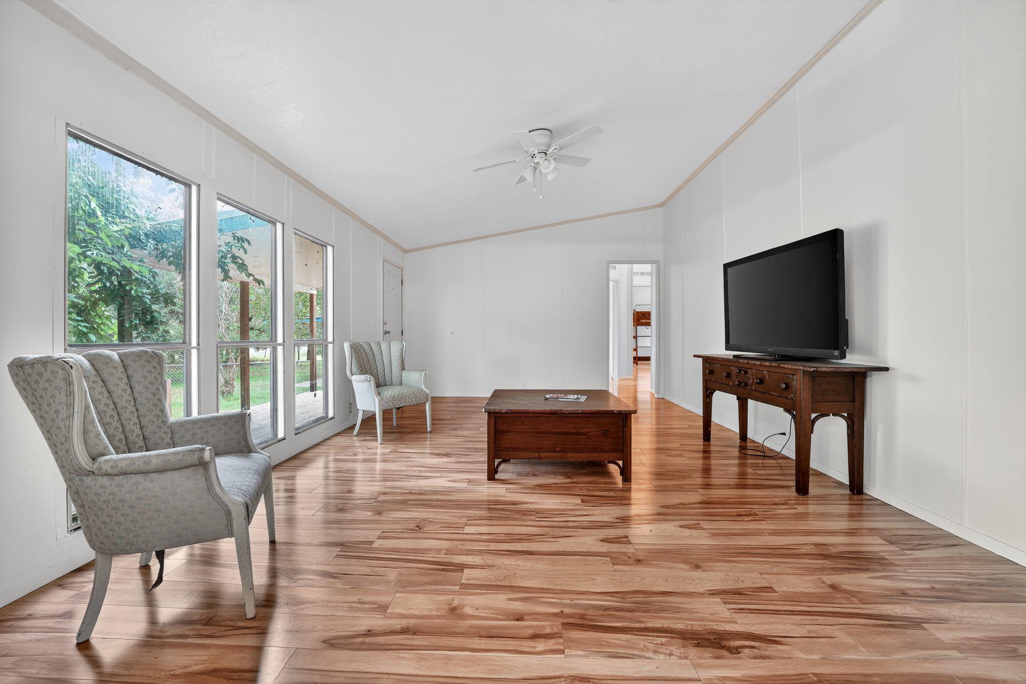 1192 County Road 225, Bluffton, TX 78607