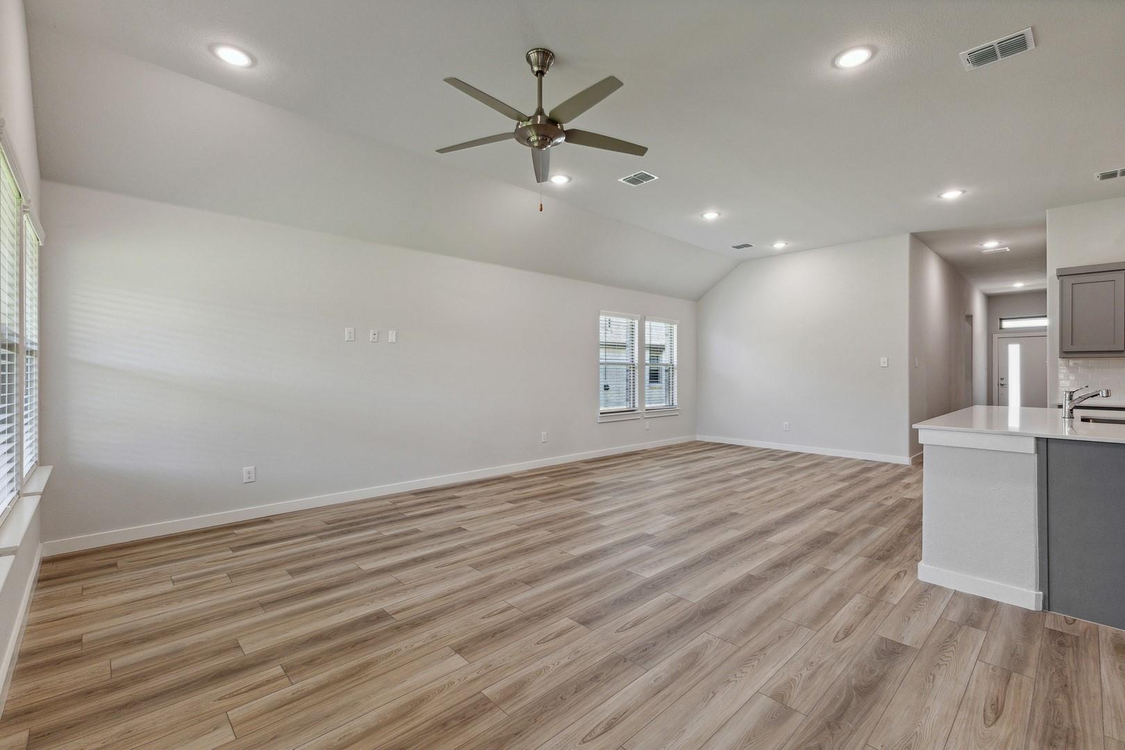 110 Malibu, Hutto, TX 78634
