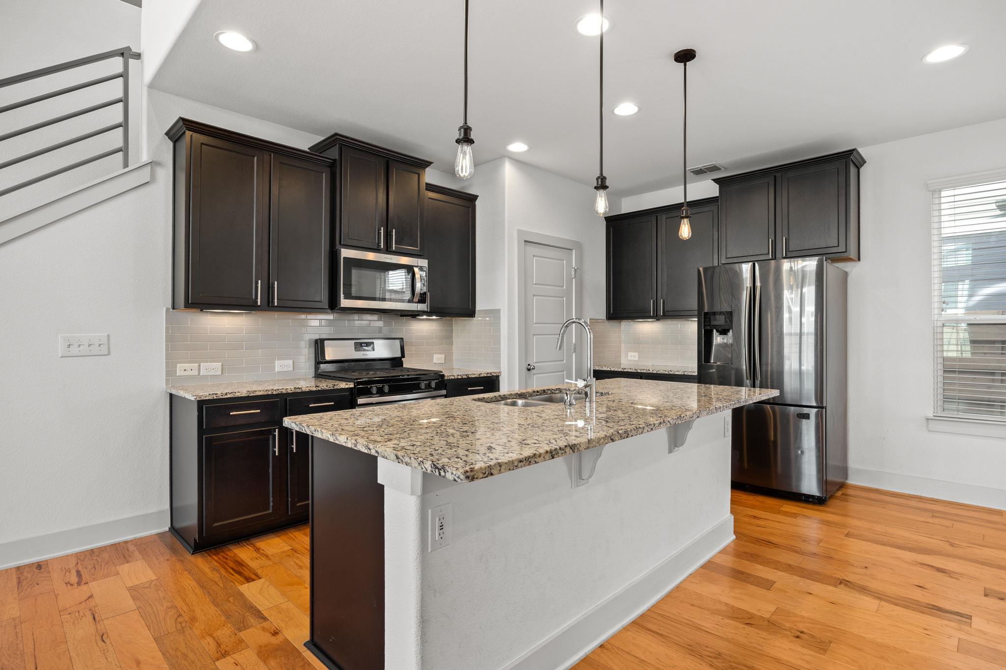 7201 Mowbray St, Austin, TX 78741