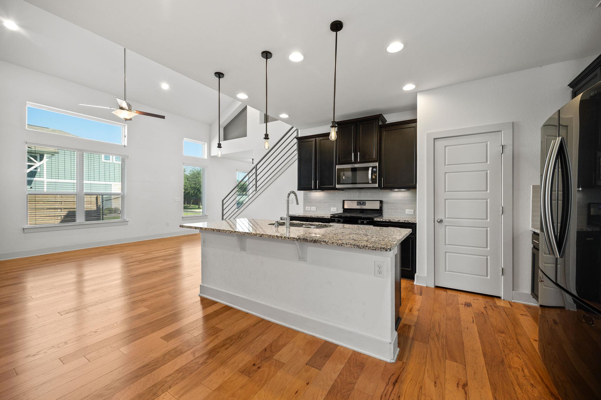 7201 Mowbray St, Austin, TX 78741