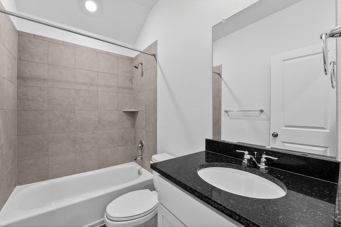 14129 Axel Johanson Dr, Del Valle, TX 78617