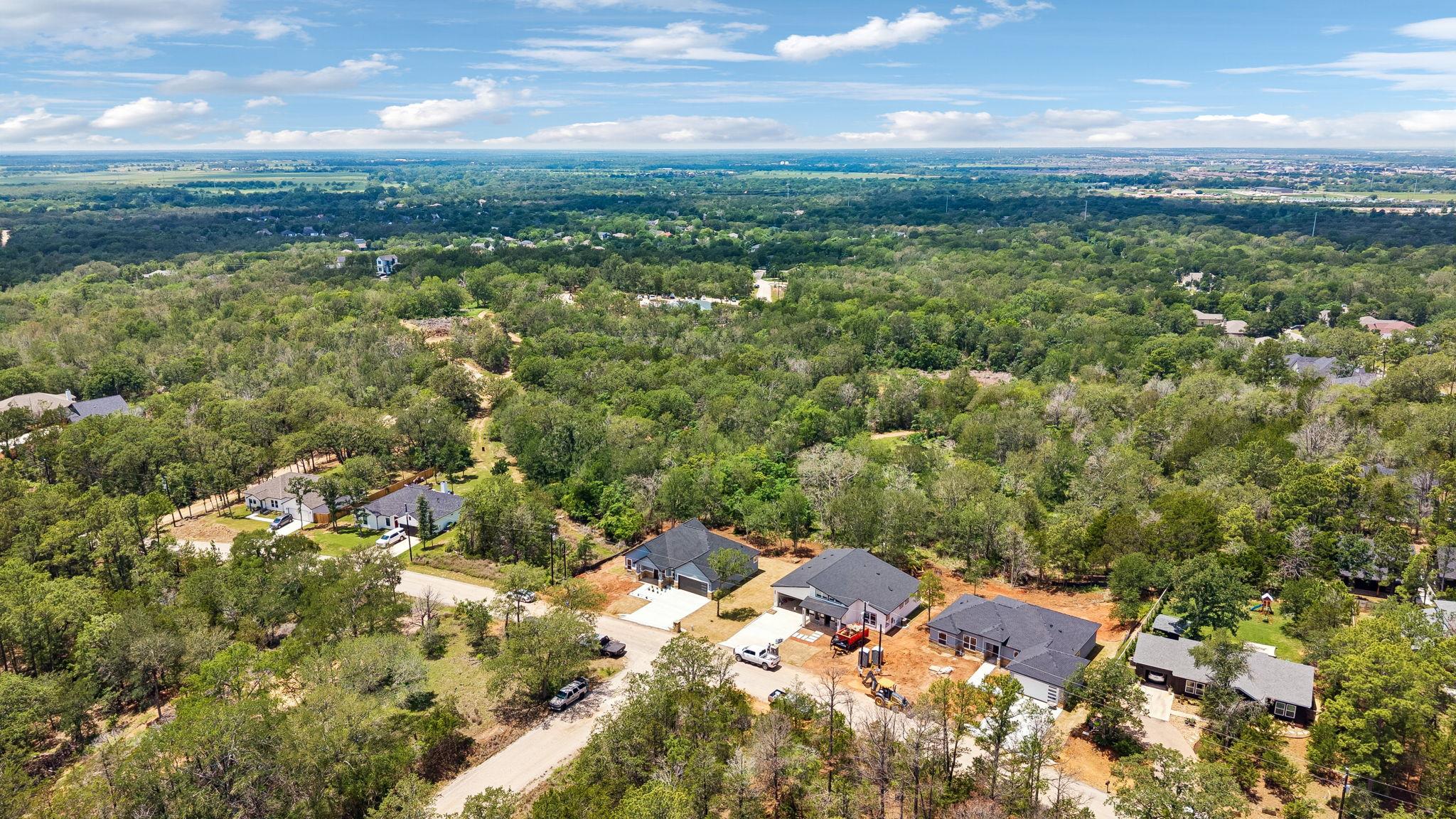118 Heleakala Dr, Bastrop, TX 78602