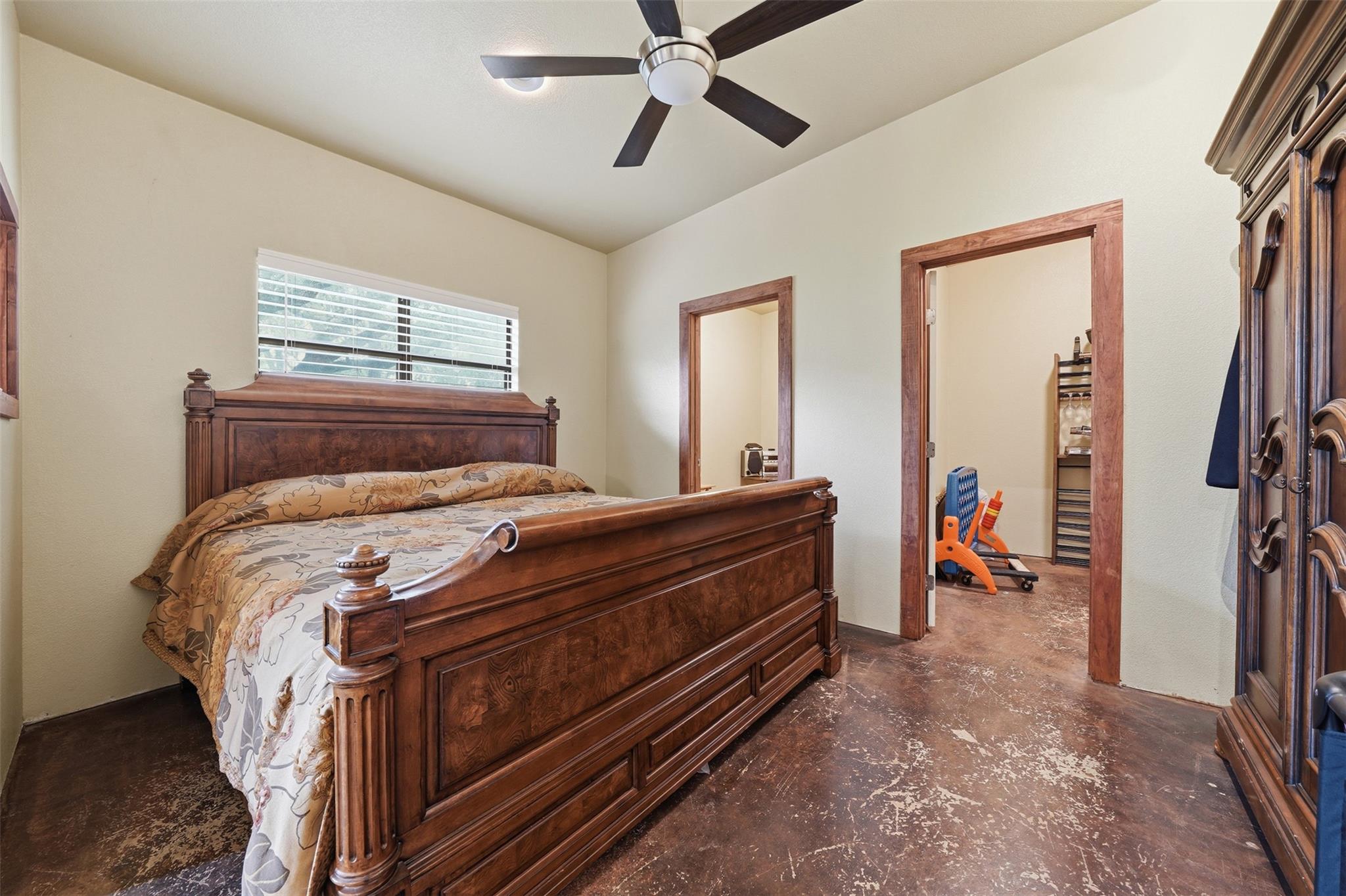 169 Ann Powell Rd, Smithville, TX 78957