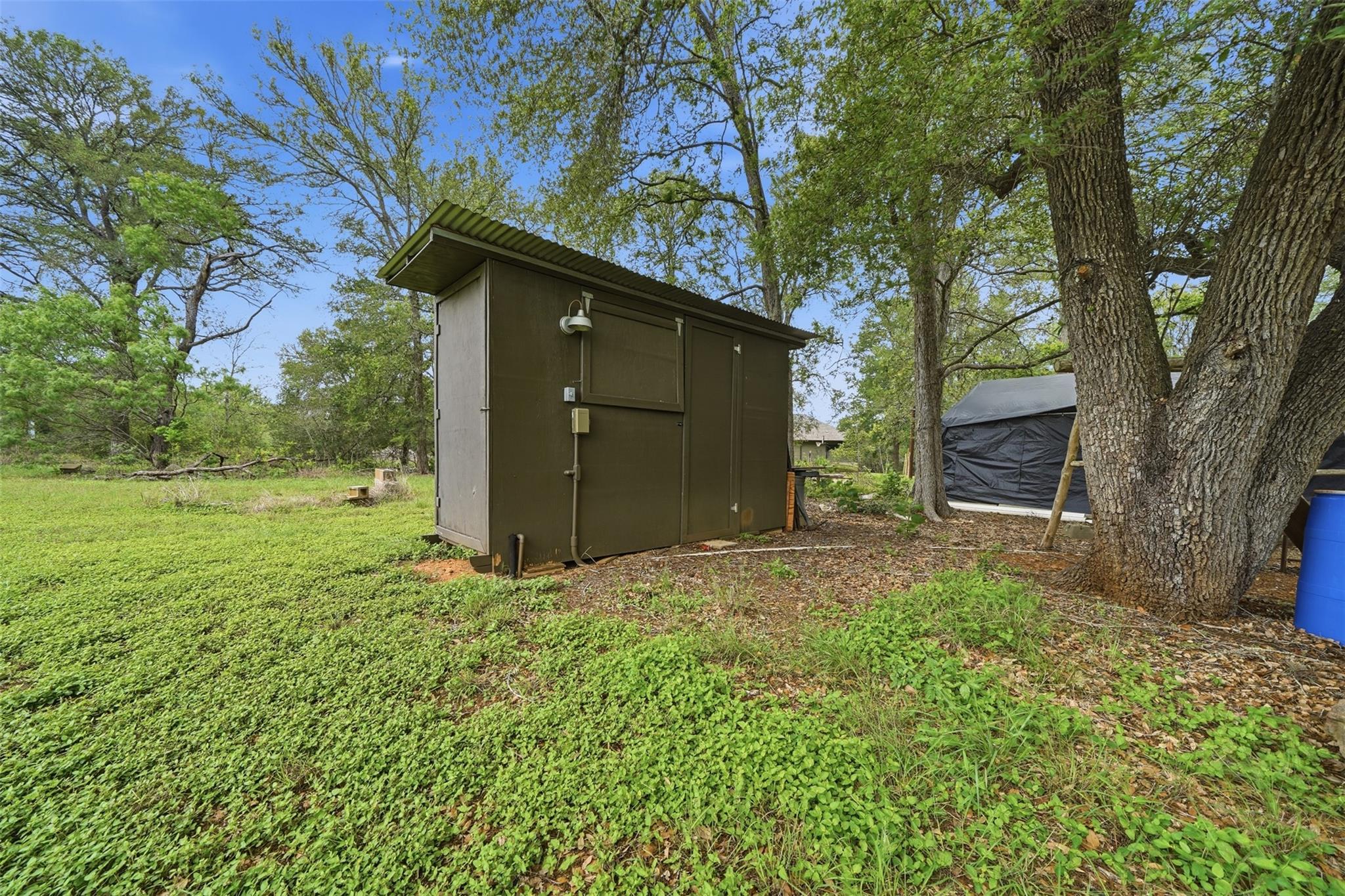 169 Ann Powell Rd, Smithville, TX 78957