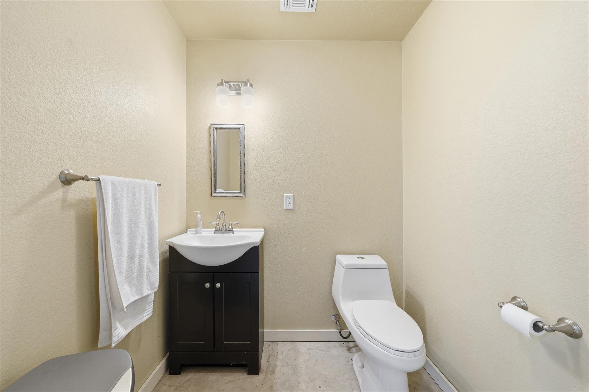 169 Ann Powell Rd, Smithville, TX 78957