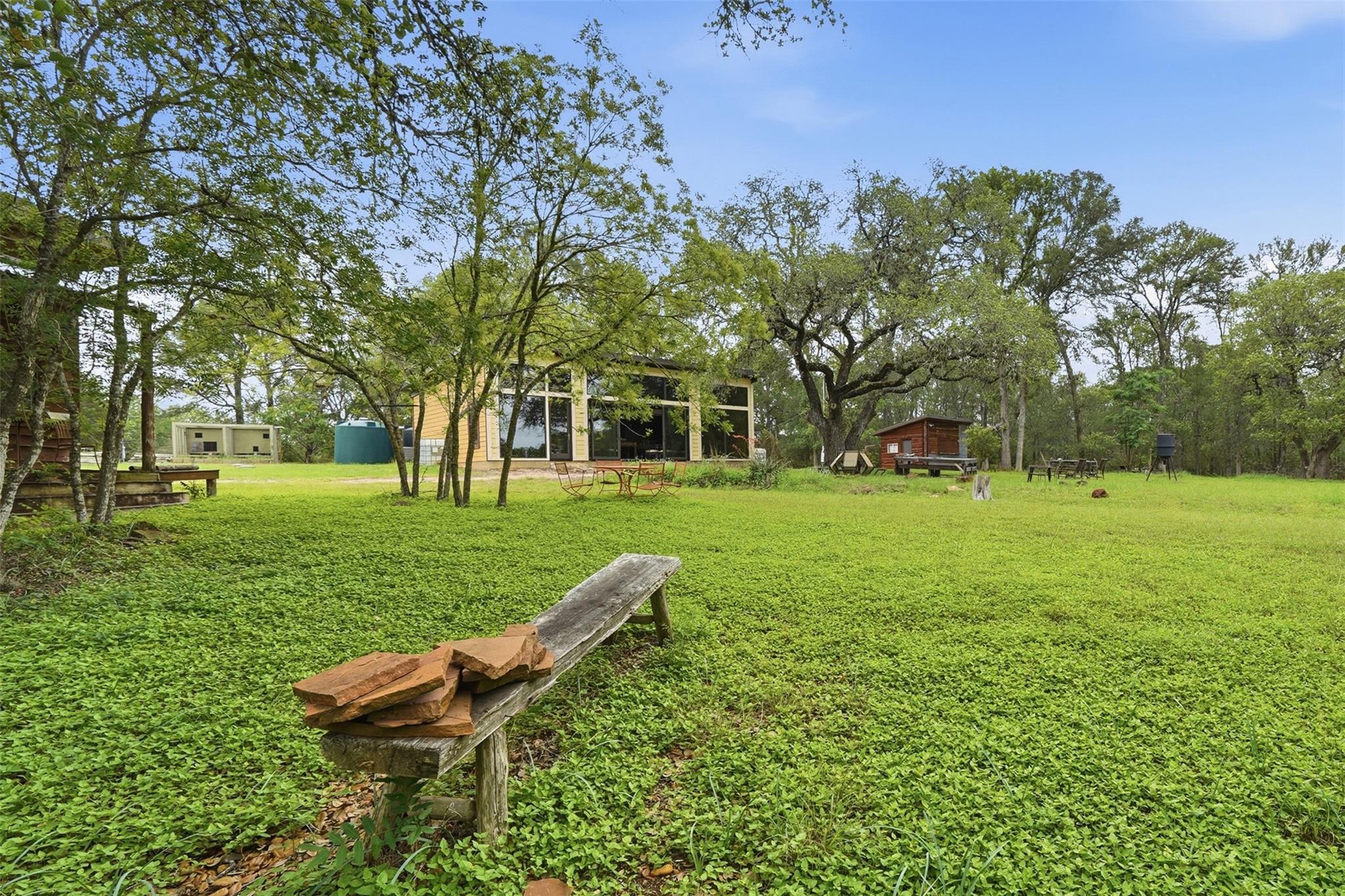 169 Ann Powell Rd, Smithville, TX 78957