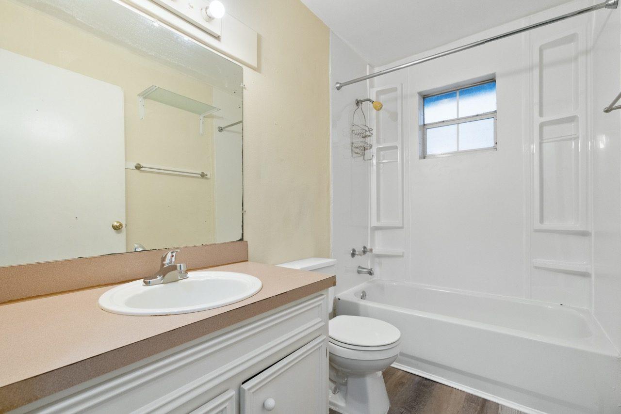 1304 Delano # A, Austin, TX 78721