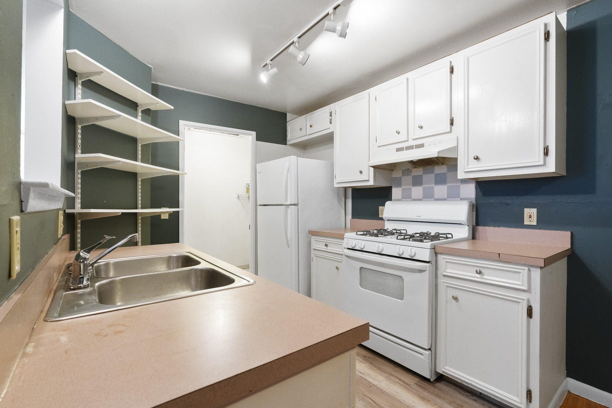 1304 Delano # A, Austin, TX 78721