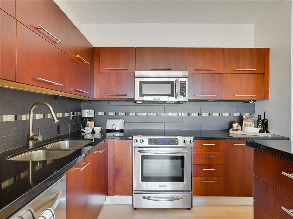 603 Davis St # 2001, Austin, TX 78701