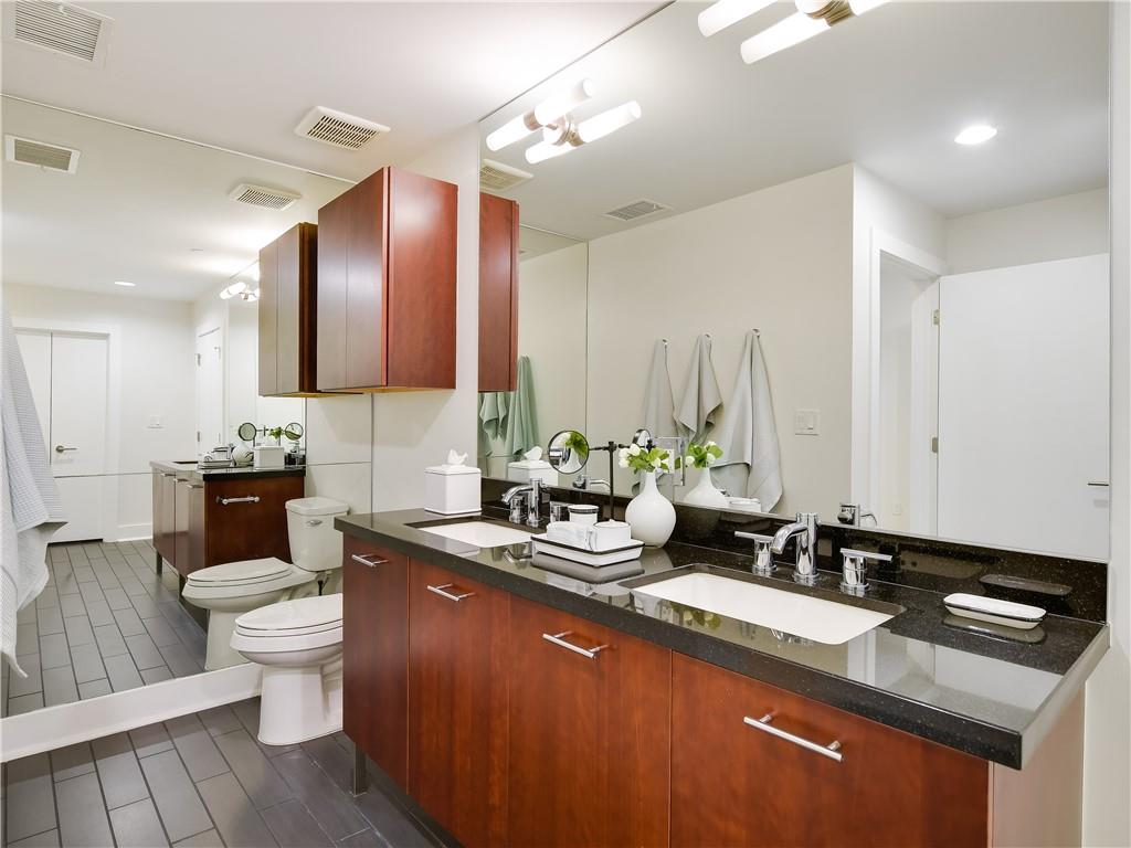 603 Davis St # 2001, Austin, TX 78701