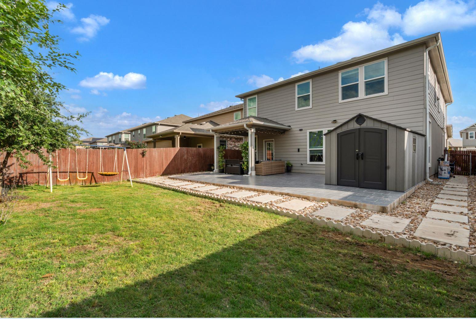 520 Ayinger Ln, Austin, TX 78728