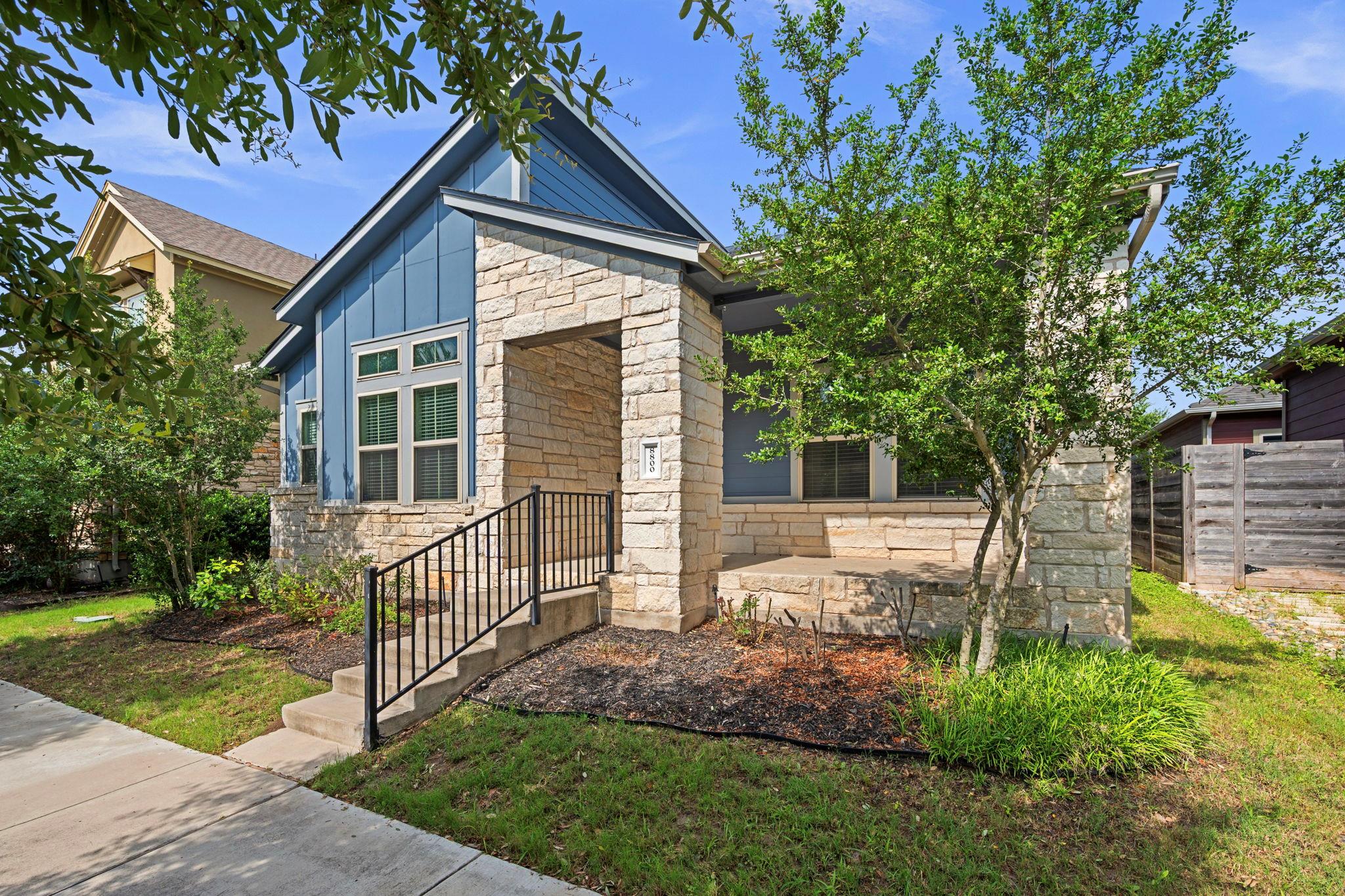 8800 Slater Dr, Austin, TX 78747