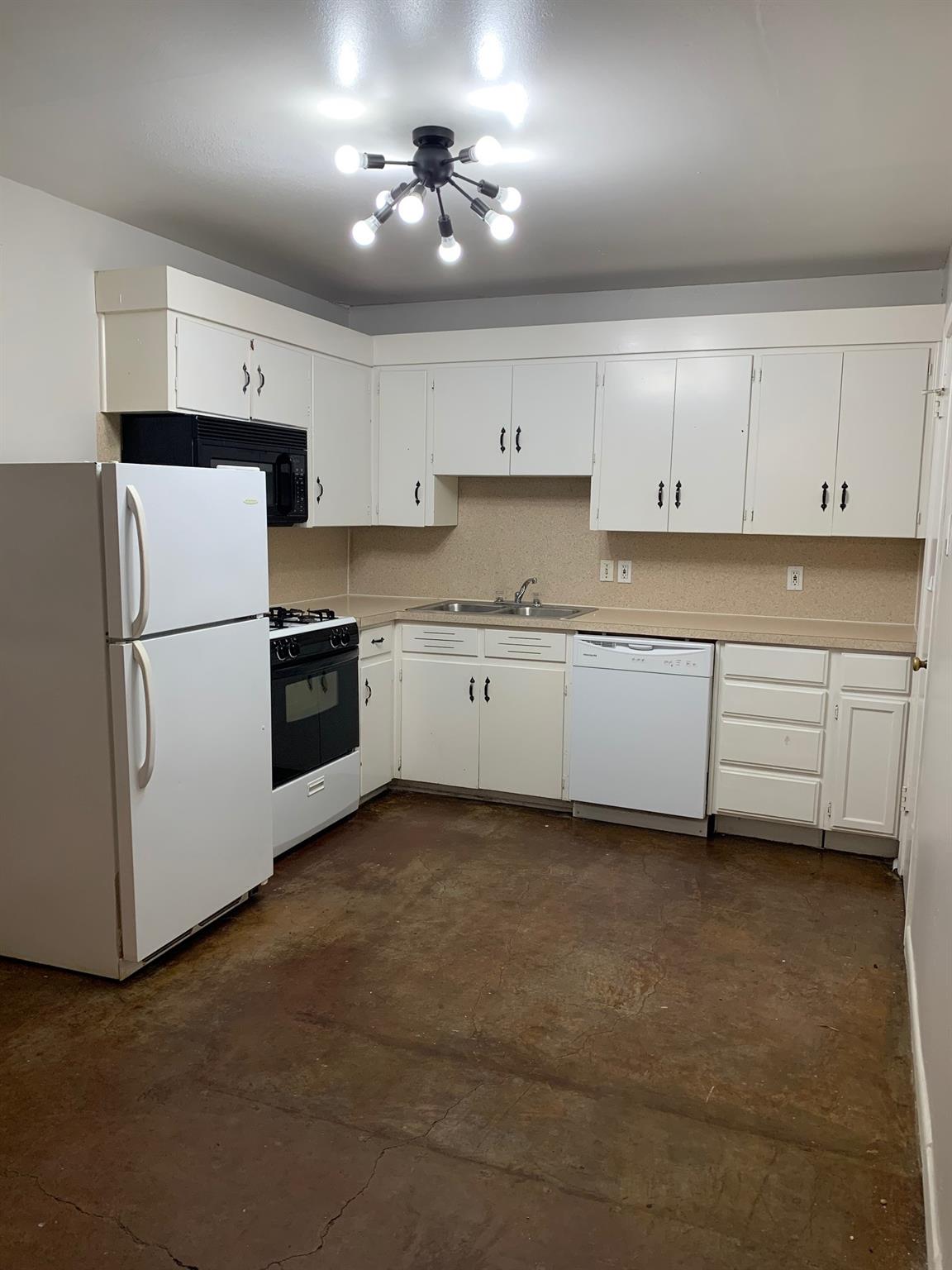 1108 W 22nd St # 2, Austin, TX 78705