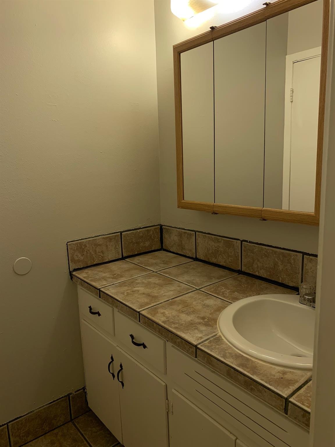 1108 W 22nd St # 2, Austin, TX 78705