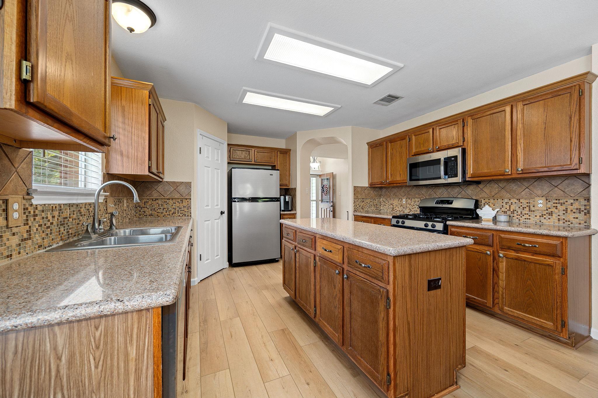 1210 Rice Ave, Cedar Park, TX 78613