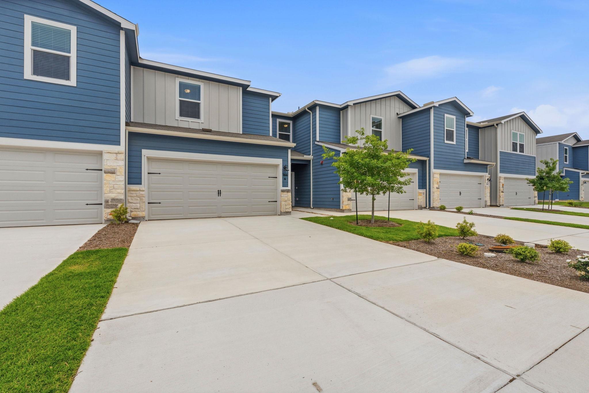 164 Cinnabar Ln # 4, Kyle, TX 78640