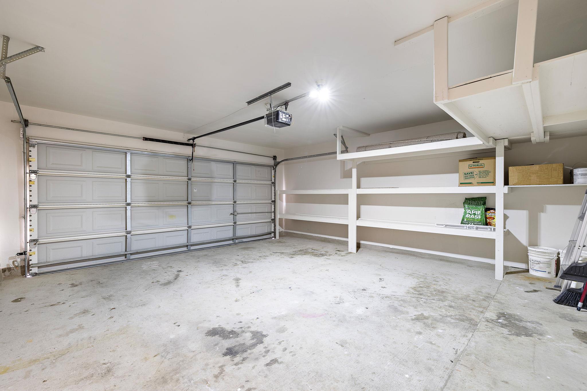 214 Brown St, Hutto, TX 78634