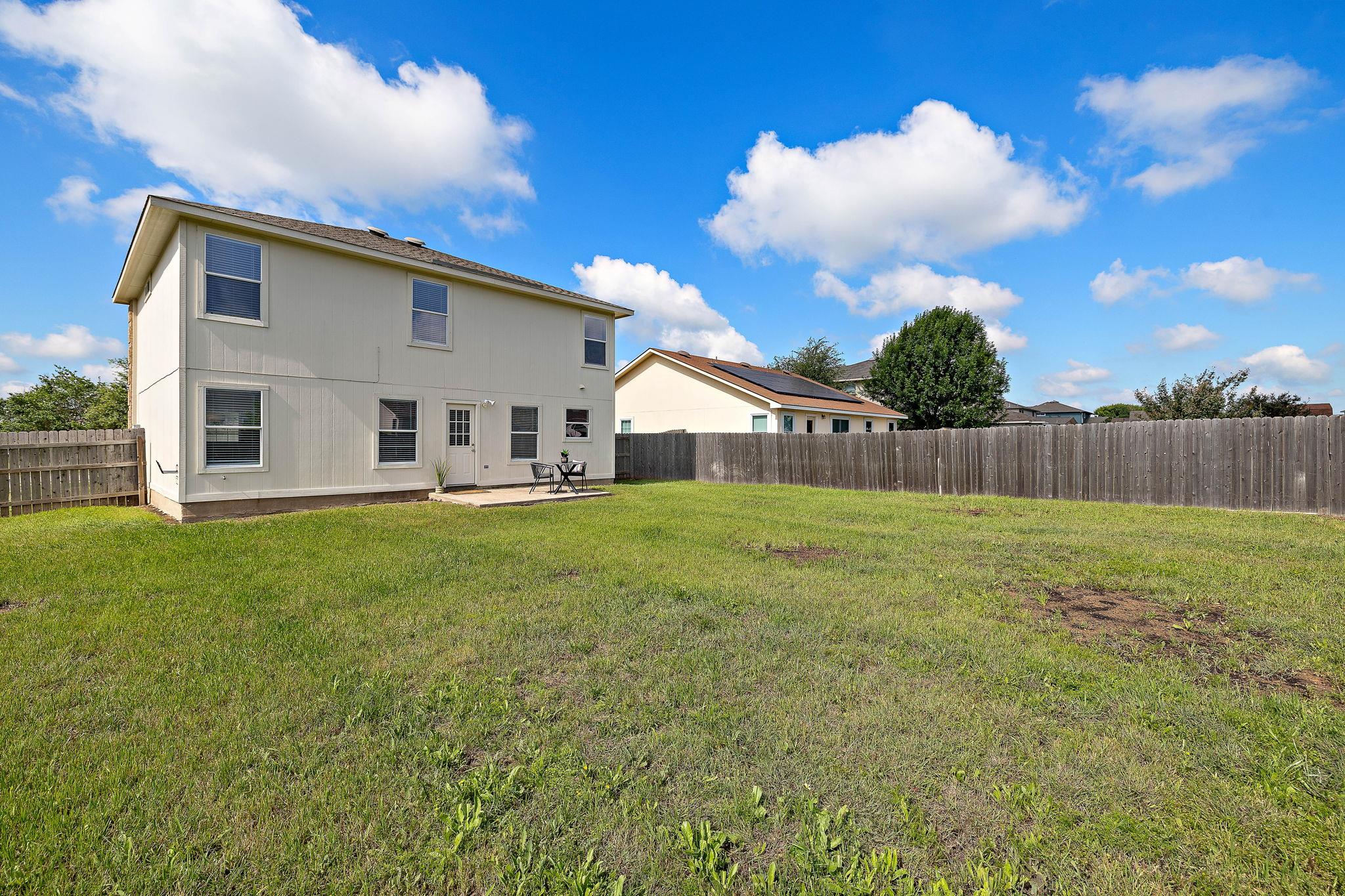 214 Brown St, Hutto, TX 78634