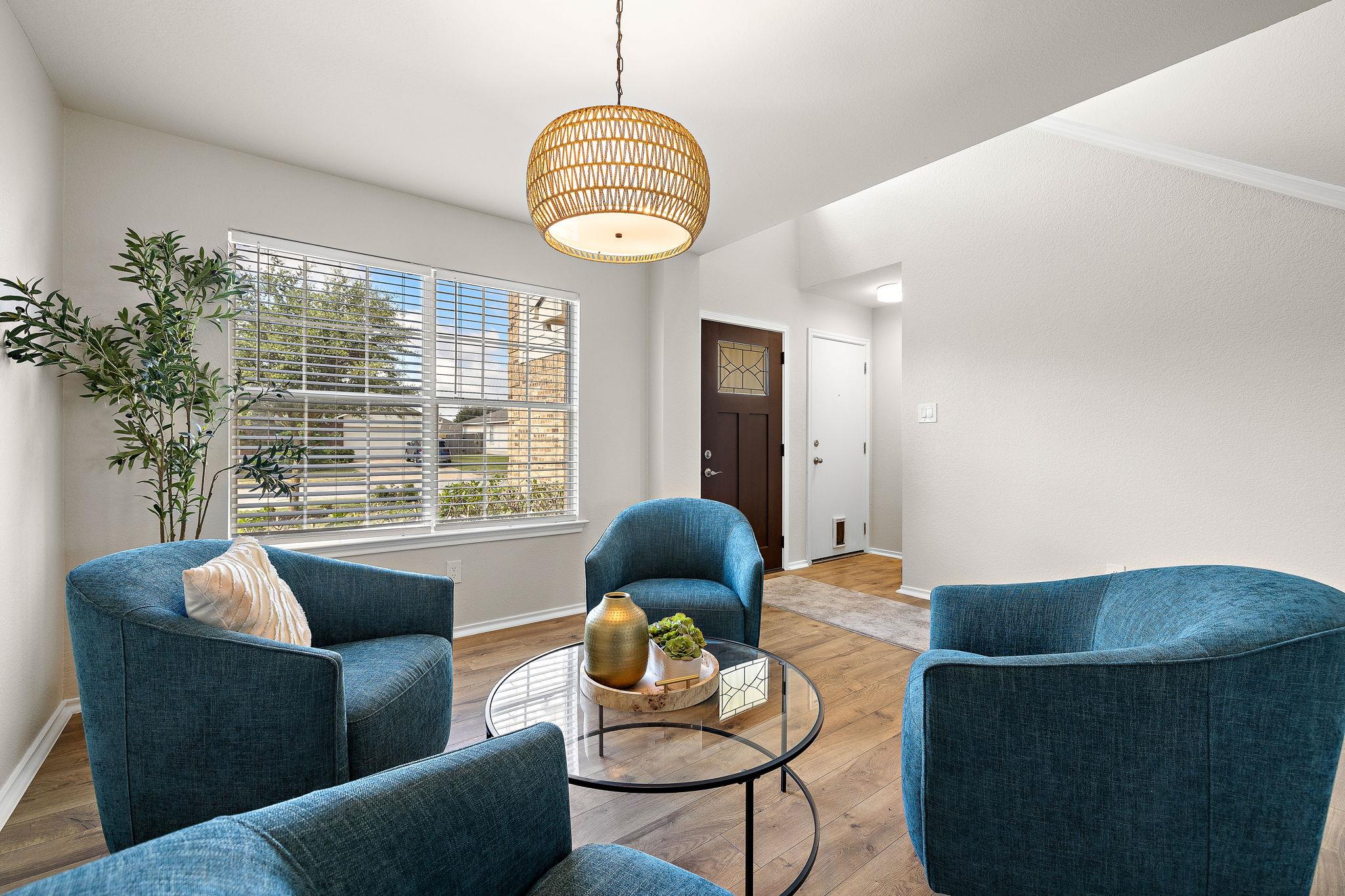 214 Brown St, Hutto, TX 78634