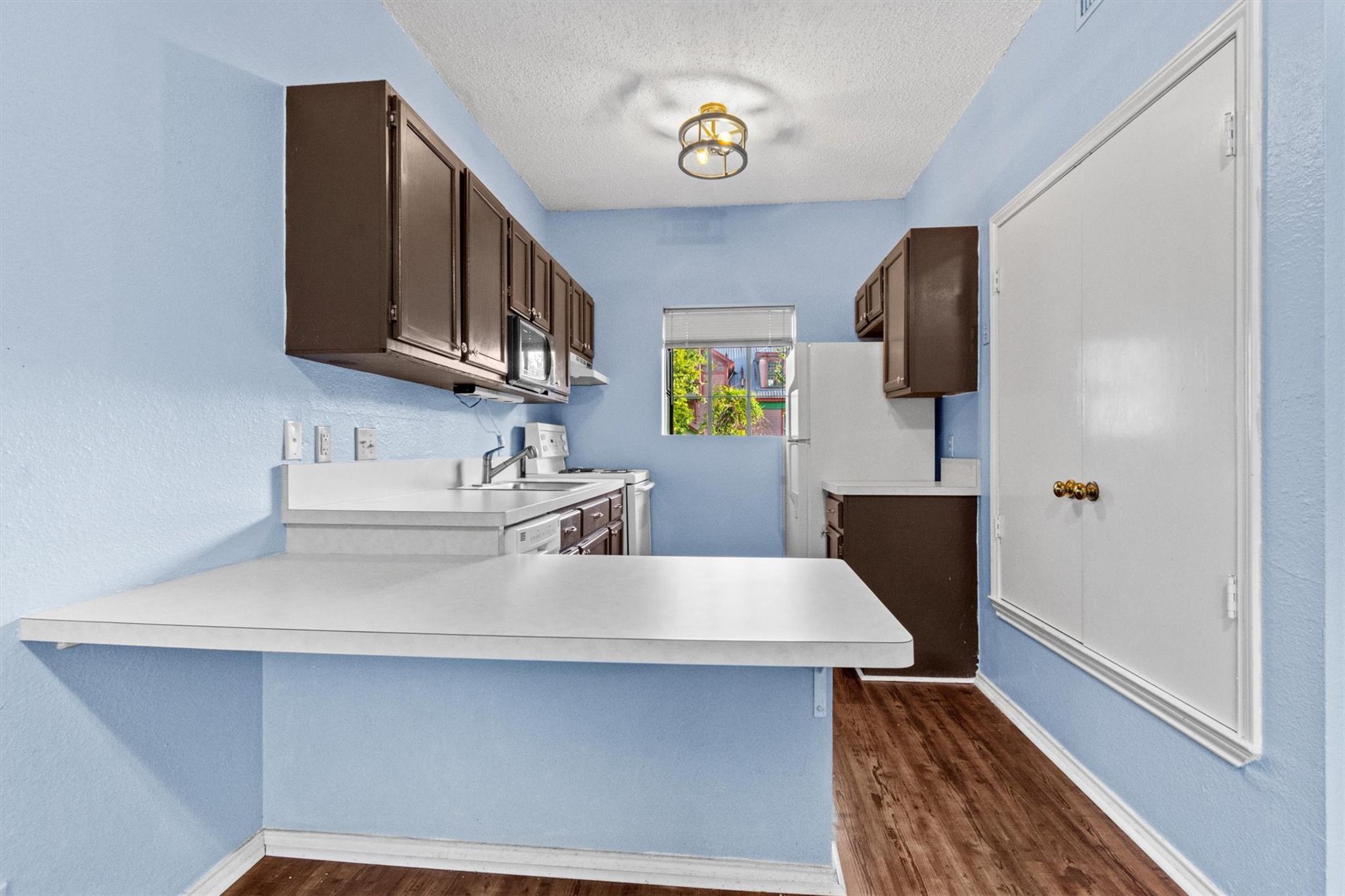 3206 King St # 204, Austin, TX 78705