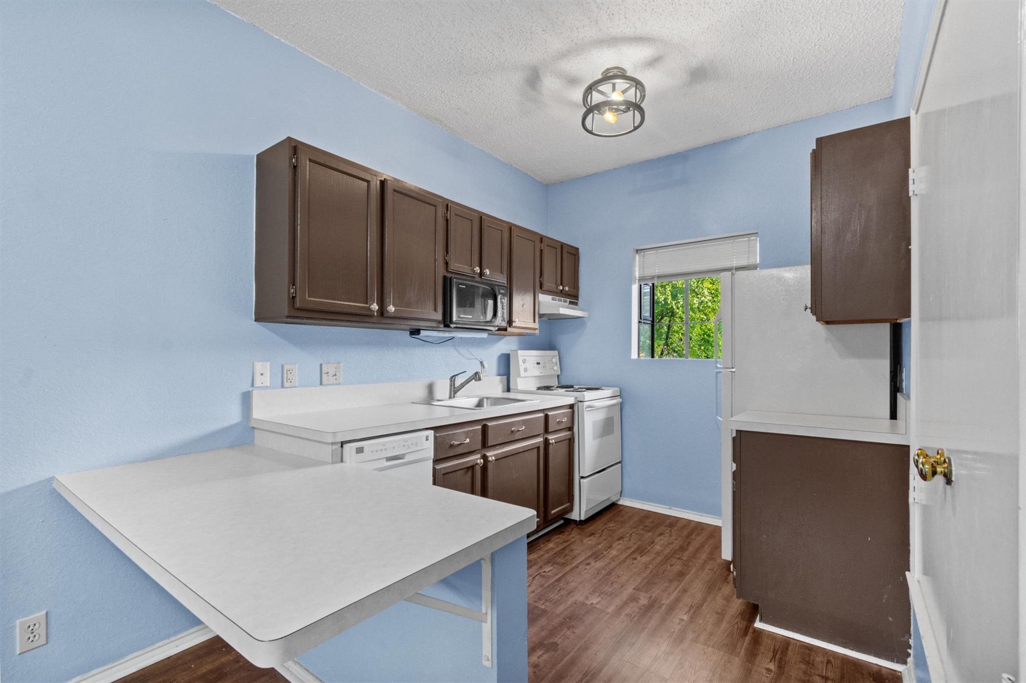 3206 King St # 204, Austin, TX 78705
