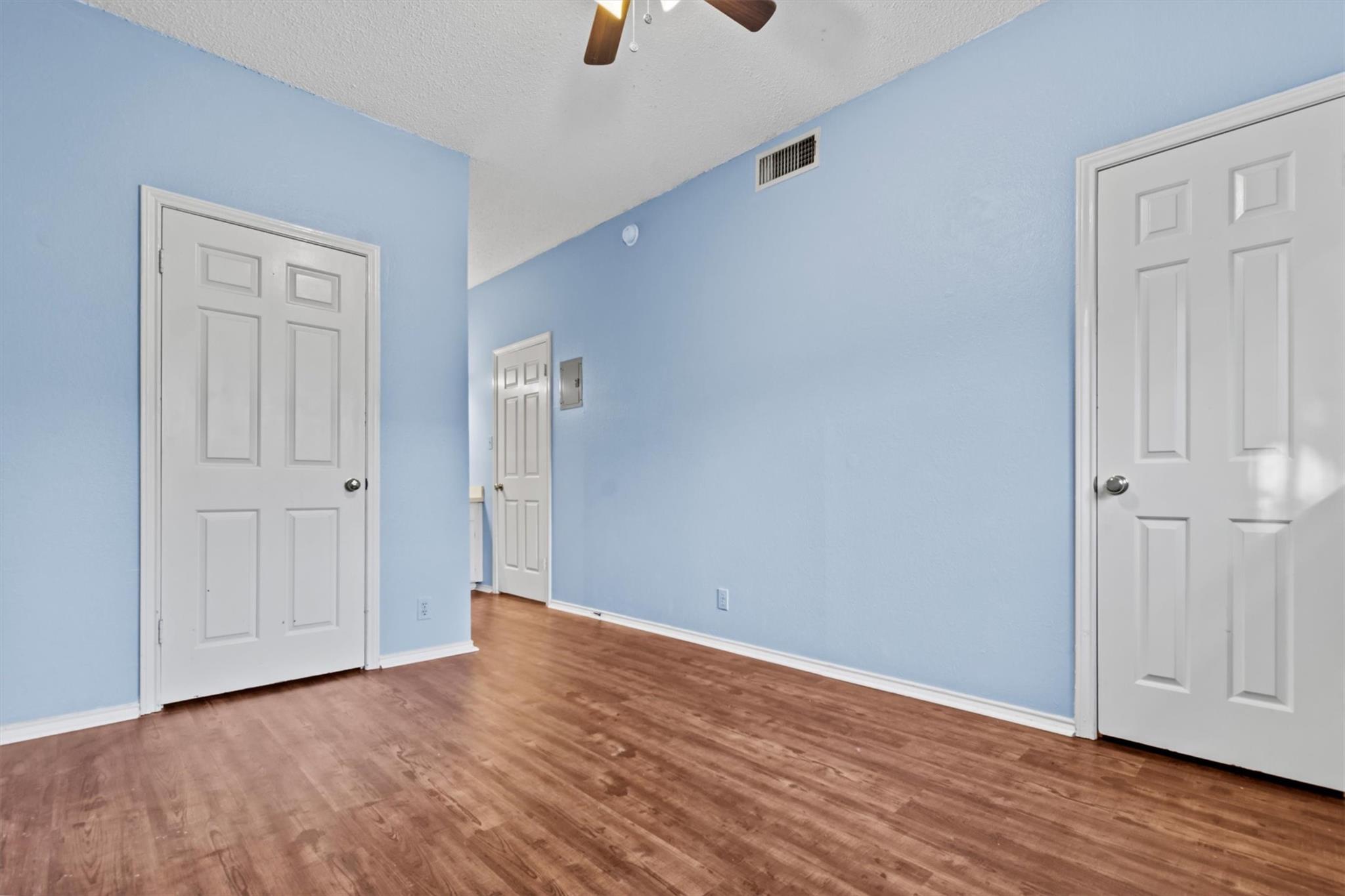 3206 King St # 204, Austin, TX 78705