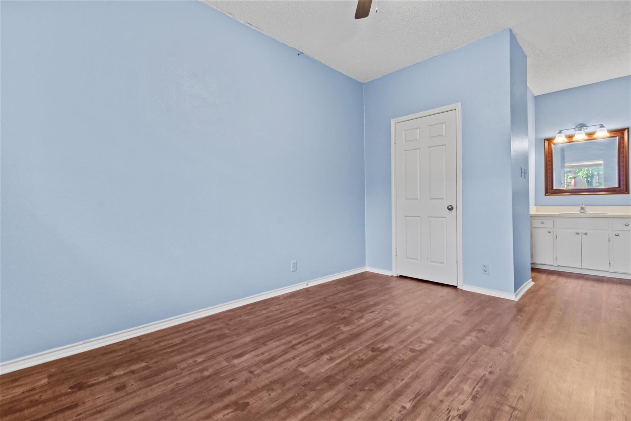 3206 King St # 204, Austin, TX 78705