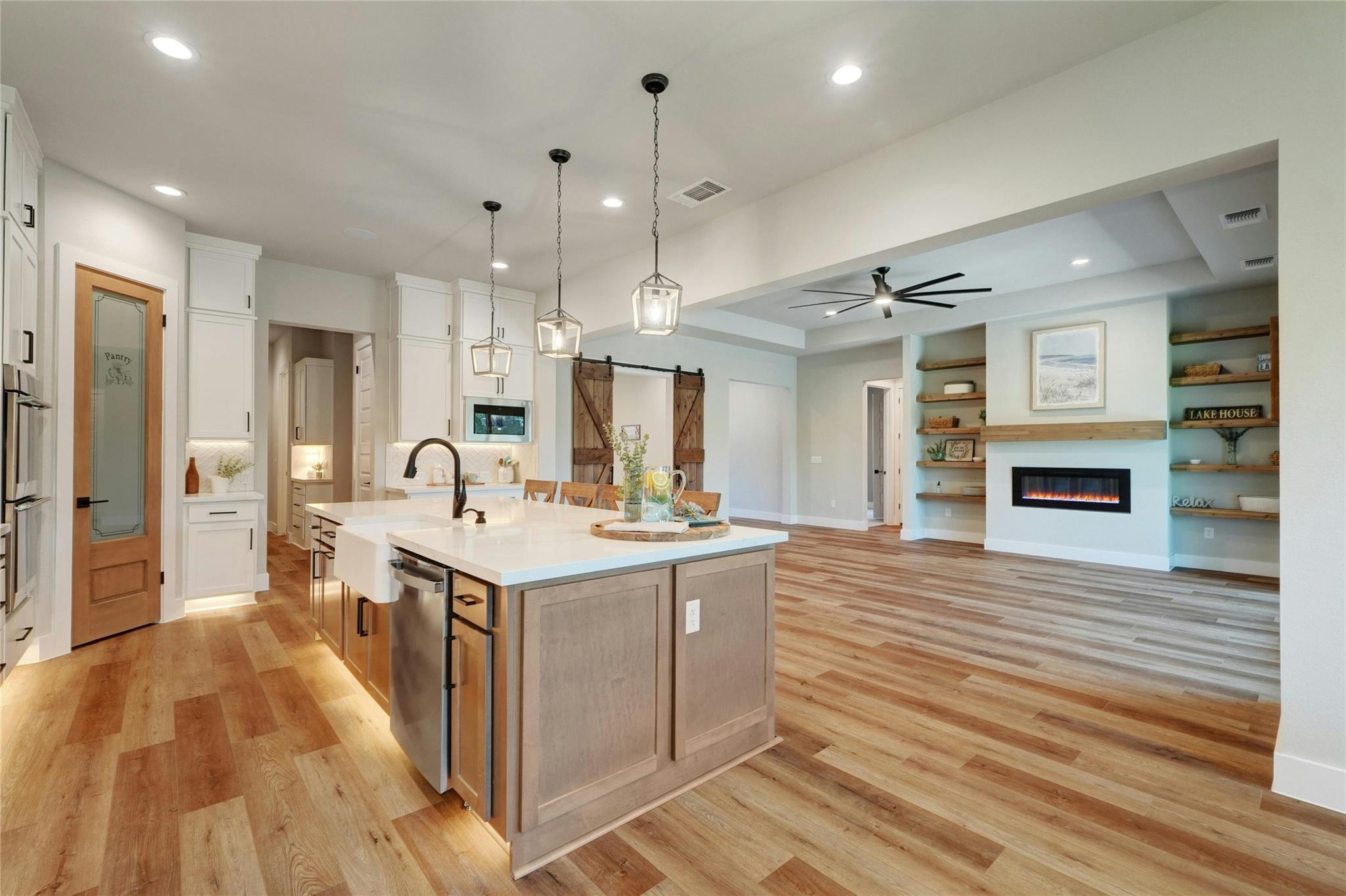 3500 Boone Dr, Lago Vista, TX 78645