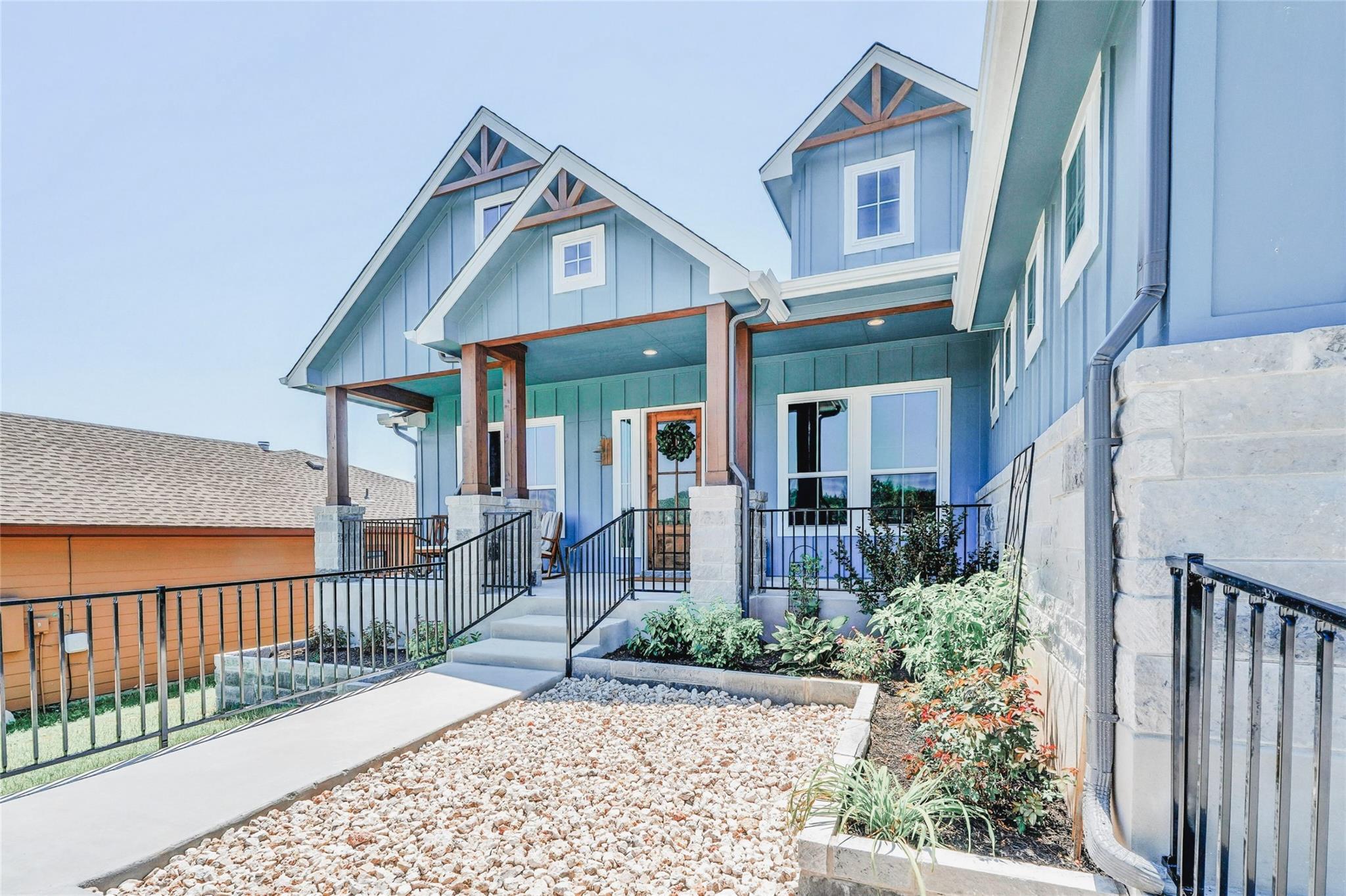 3500 Boone Dr, Lago Vista, TX 78645