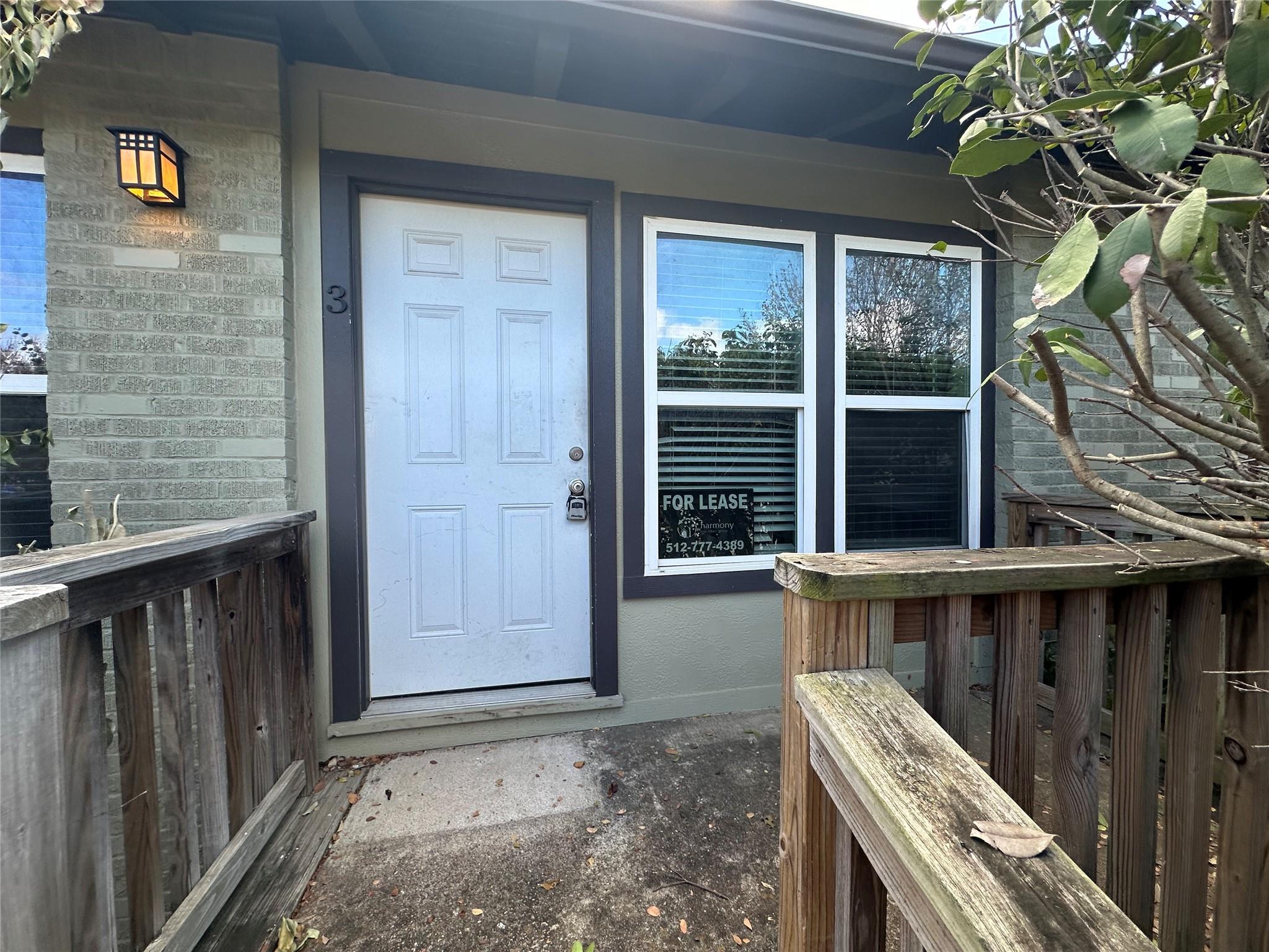 5216 McCarty W # 3, Austin, TX 78749